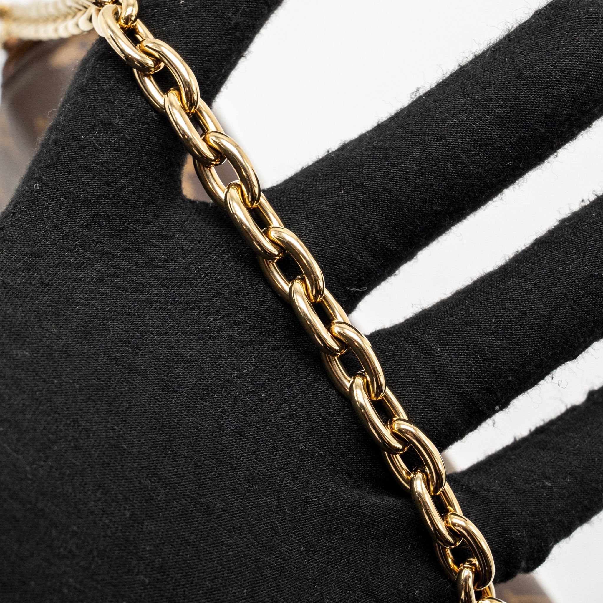 LOUIS VUITTON IVY WALLET ON CHAIN MONOGRAM CANVAS GHW