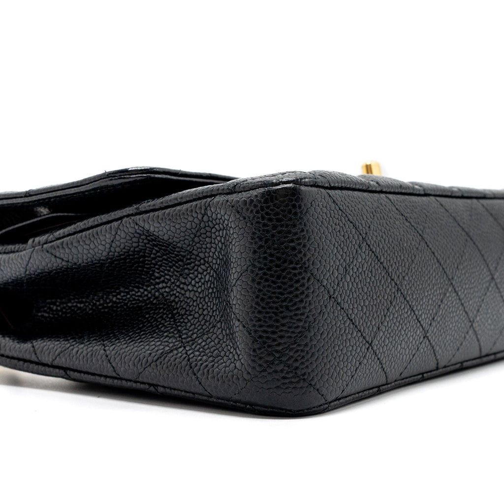 CHANEL MEDIUM CLASSIC DOUBLE FLAP BAG CAVIAR GHW