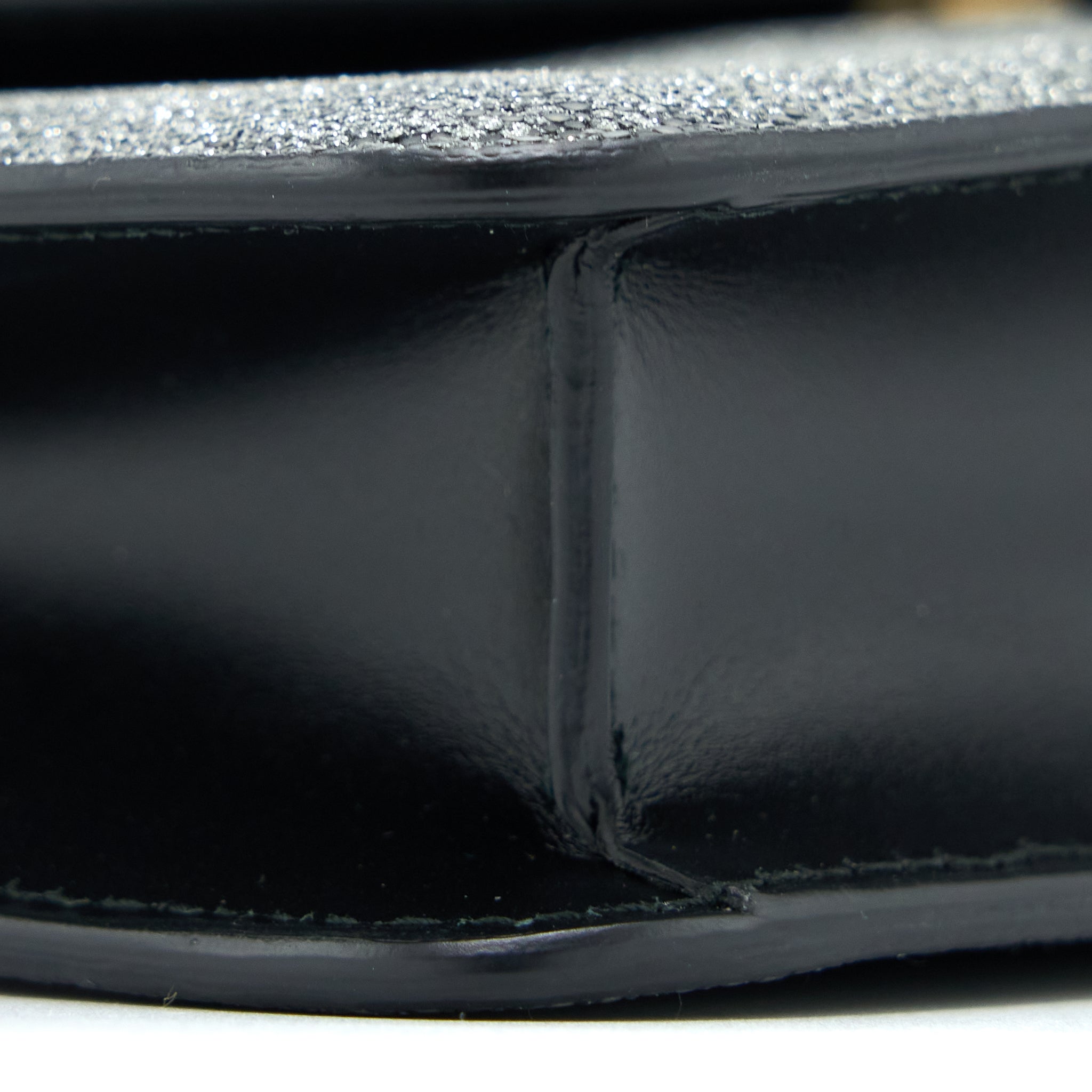 BVLGARI SERPENTI FOREVER CLUTCH WITH CHAIN STINGRAY LEATHER GREY LGHW