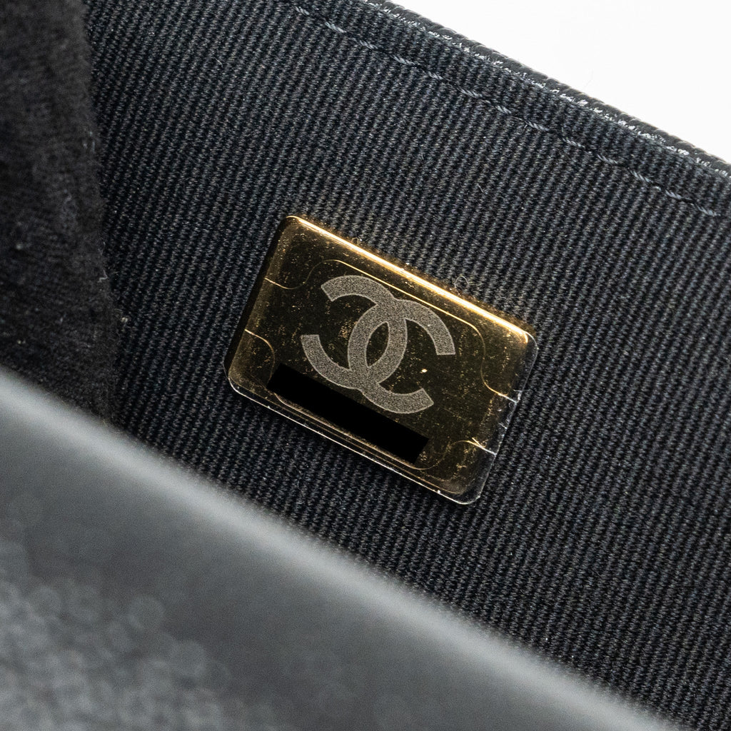 CHANEL 23P QUILTED FLAP BAG WITH GIANT CHAIN CAVIAR BLACK BRUSHED GHW (MICROCHIP)