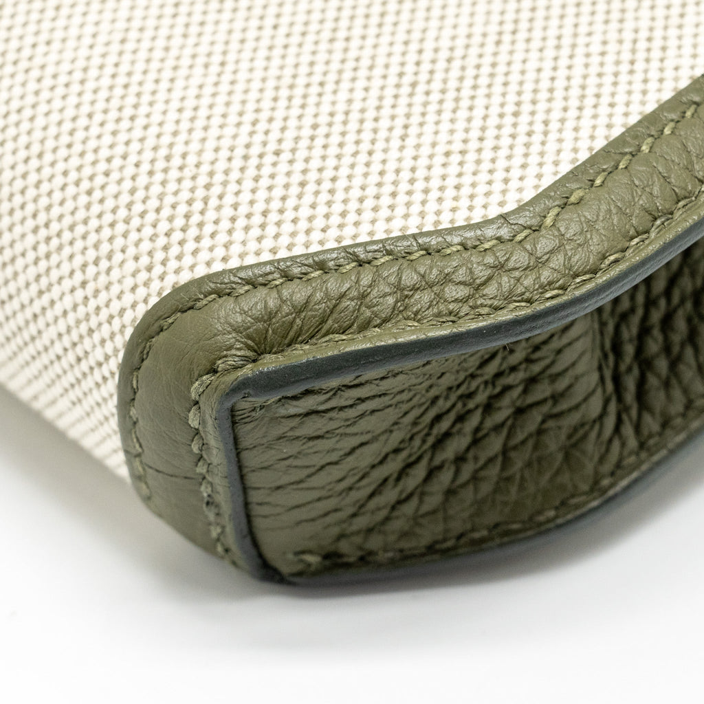 HERMES POCHETTE KELLY DEPECHES 25 CANVAS / TOGO ECRU BEIGE / VERT OLIVE GHW