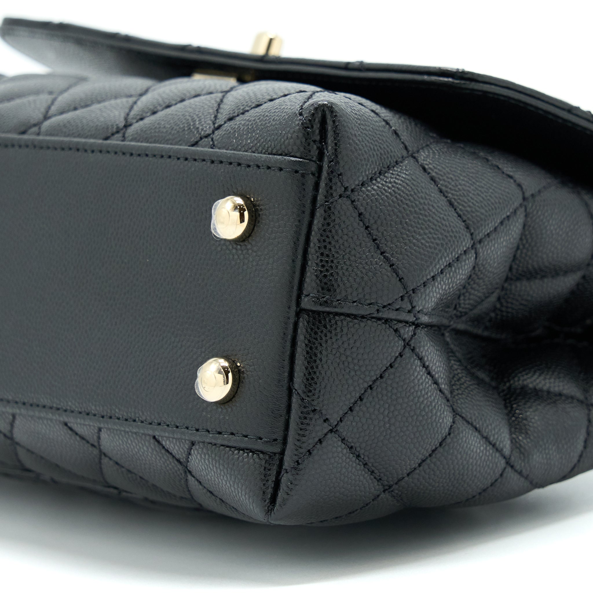 CHANEL SMALL COCO HANDLE CAVIAR BLACK LGHW (MICROCHIP).