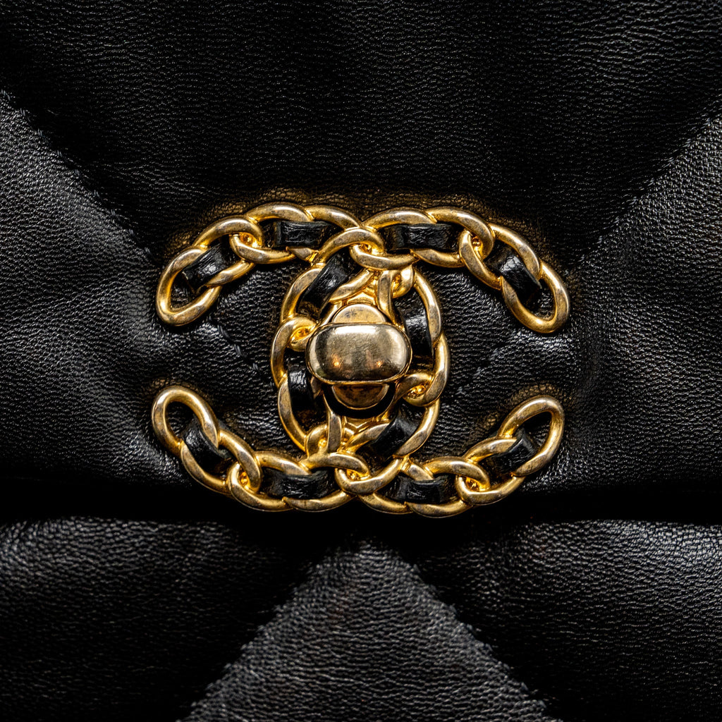 CHANEL MEDIUM 19 BAG GOATSKIN BLACK MULTICOLOUR HARDWARE