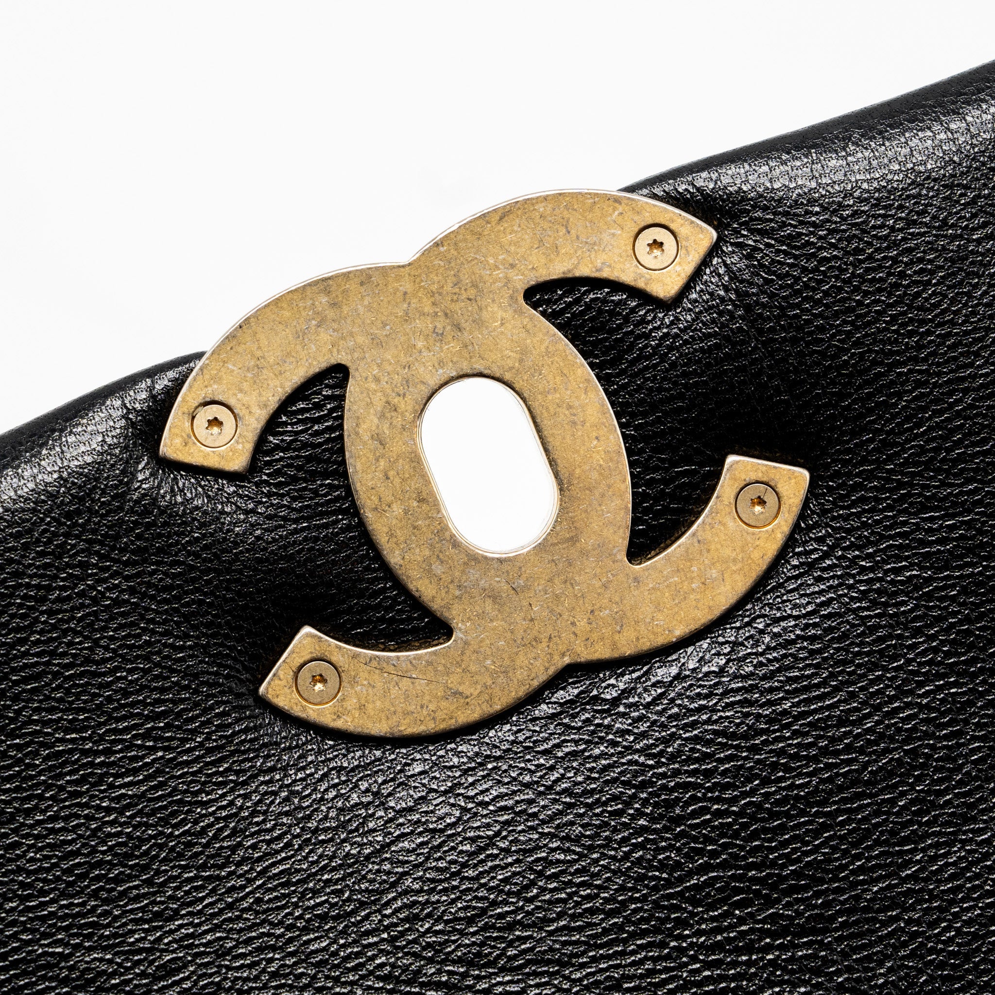 CHANEL MEDIUM 19 BAG GOATSKIN BLACK MULTICOLOUR HARDWARE