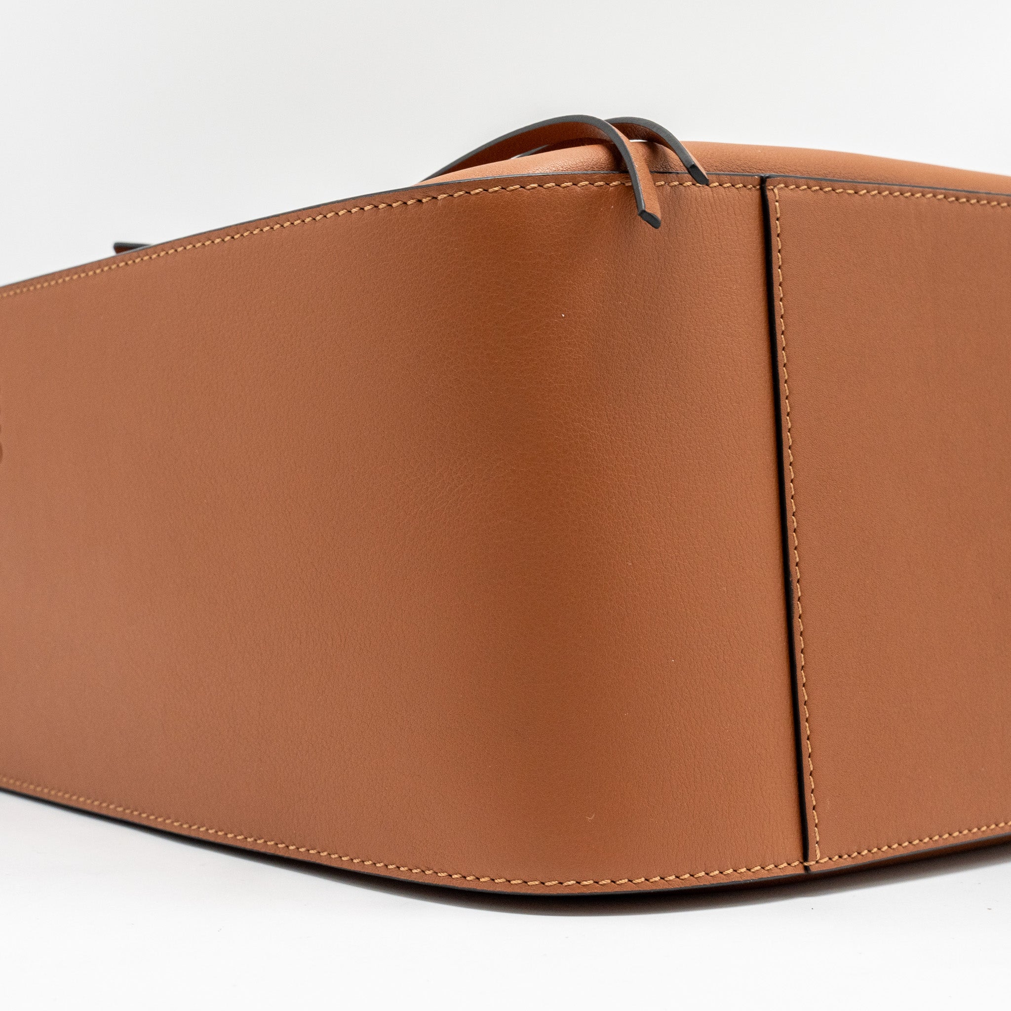 LOEWE SMALL HAMMOCK BAG CALFSKIN TAN SHW