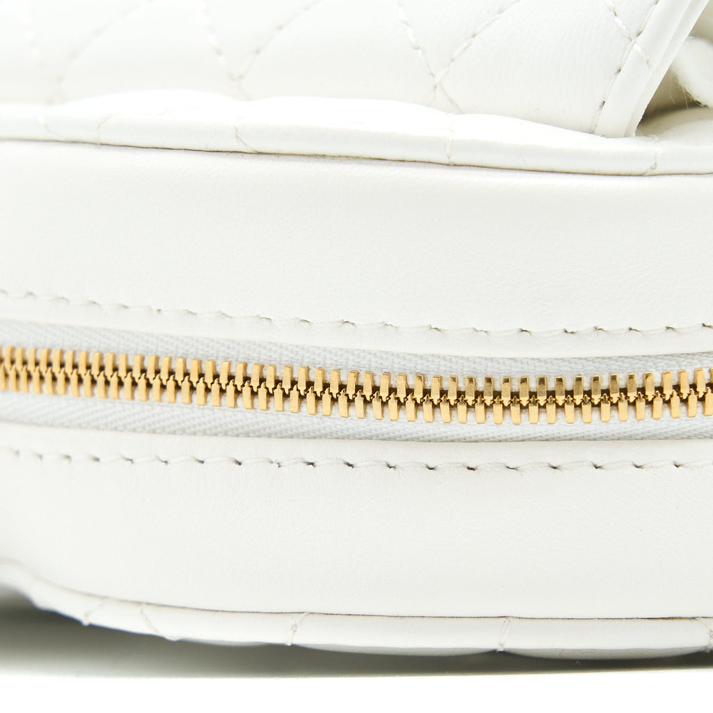 CHANEL 22S HEART BAG LAMBSKIN WHITE LGHW (MICROCHIP)