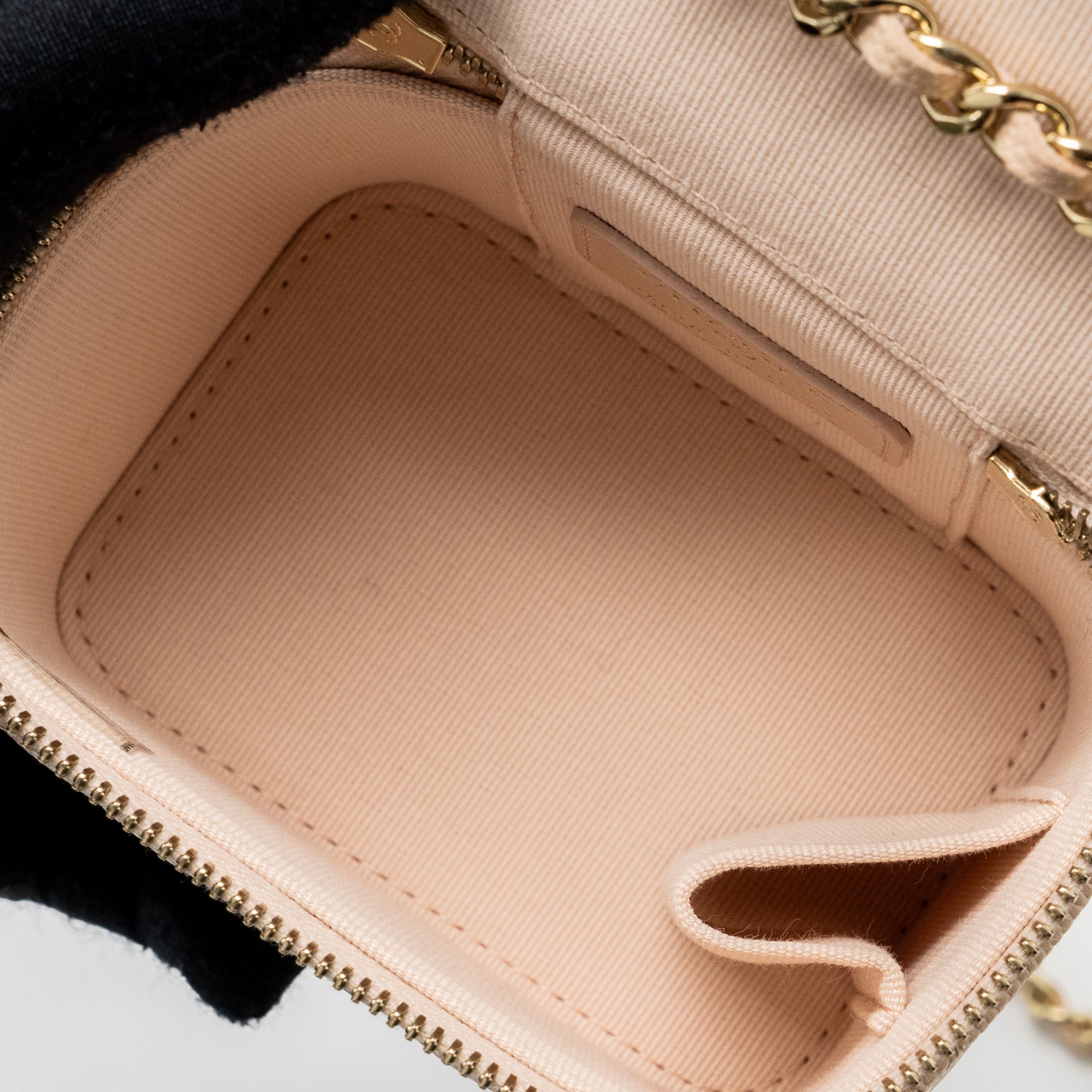CHANEL MINI VANITY CASE CAVIAR LIGHT BEIGE LGHW