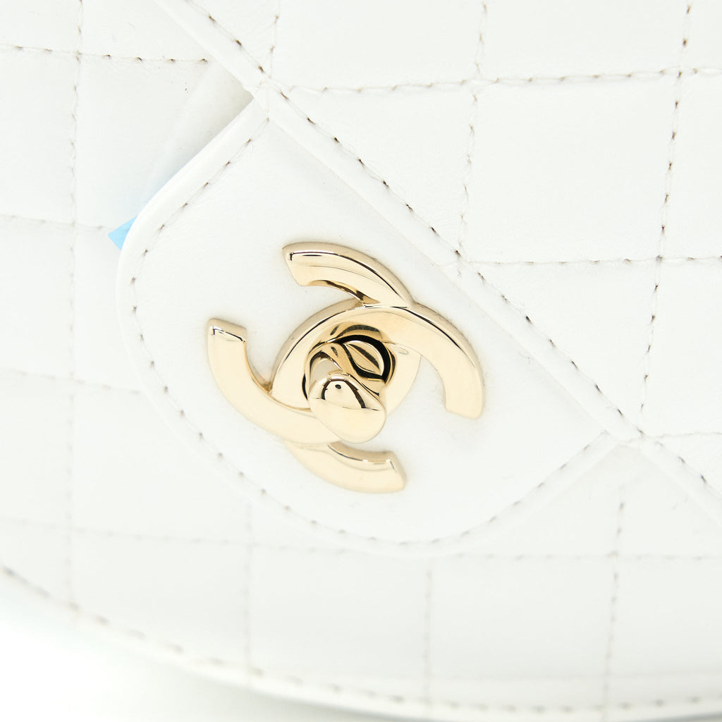 CHANEL 22S HEART BAG LAMBSKIN WHITE LGHW (MICROCHIP)