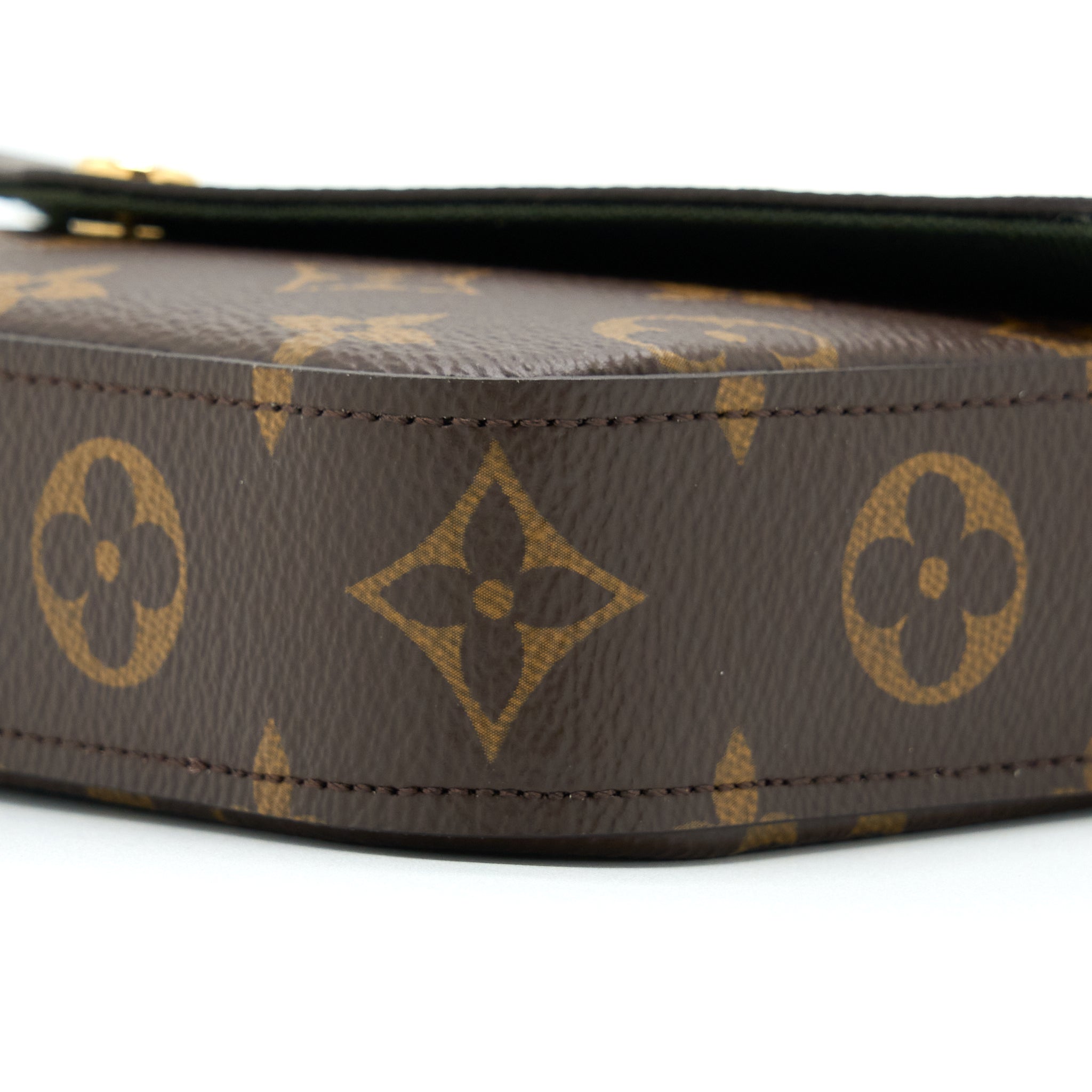 LOUIS VUITTON FELICIE STRAP&GO MONOGRAM CANVAS GHW