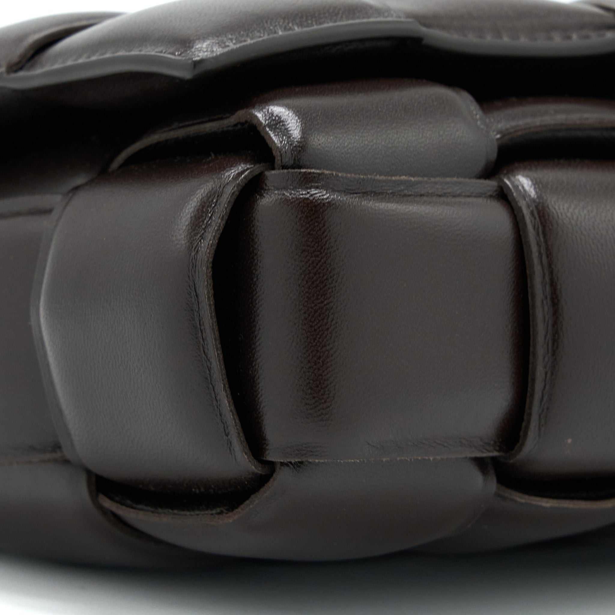 BOTTEGA VENETA CHAIN CASSETTE BAG DARK BROWN GHW