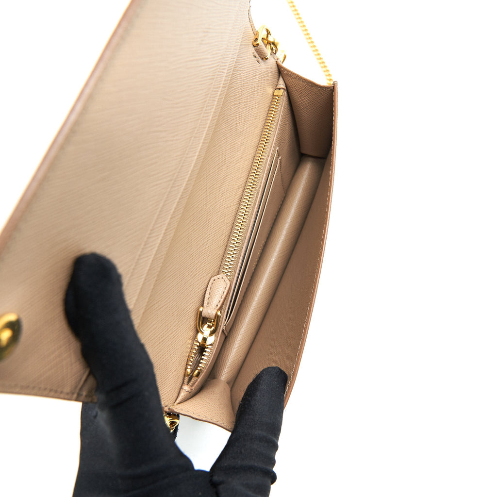PRADA GIADA SAFFIANO LEATHER WALLET ON CHAIN BEIGE