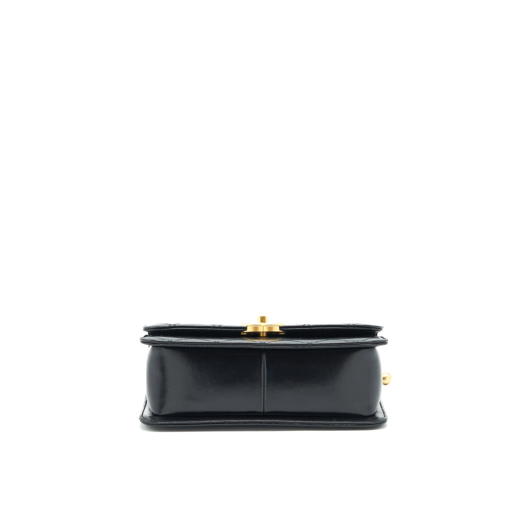 CHANEL 21A GOLD CRUSH FLAP BAG CALFSKIN BLACK GHW (MICROCHIP)