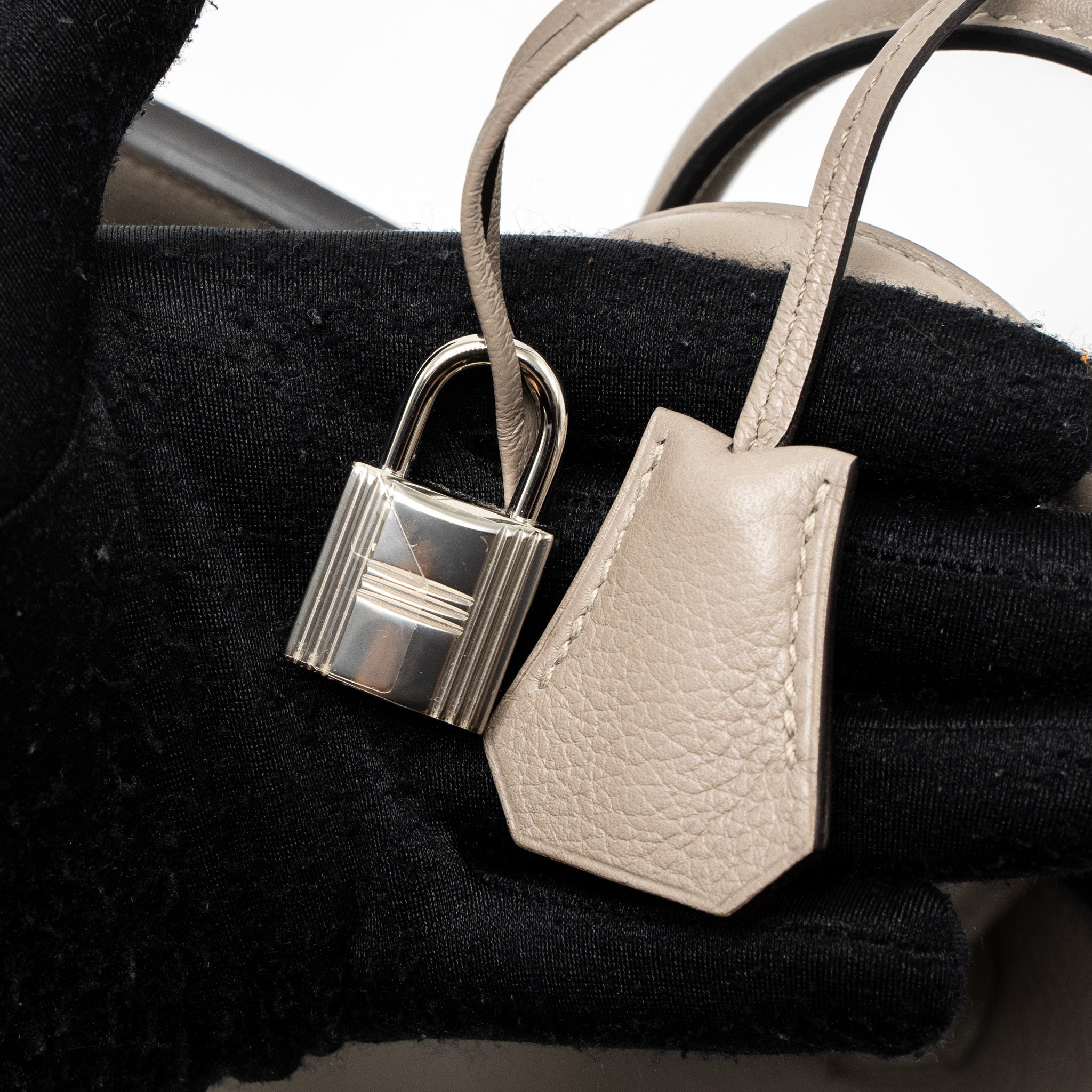 HERMES BIRKIN 25 TAURILLON NOVILLO M8 GRIS ASPHALTE SHW