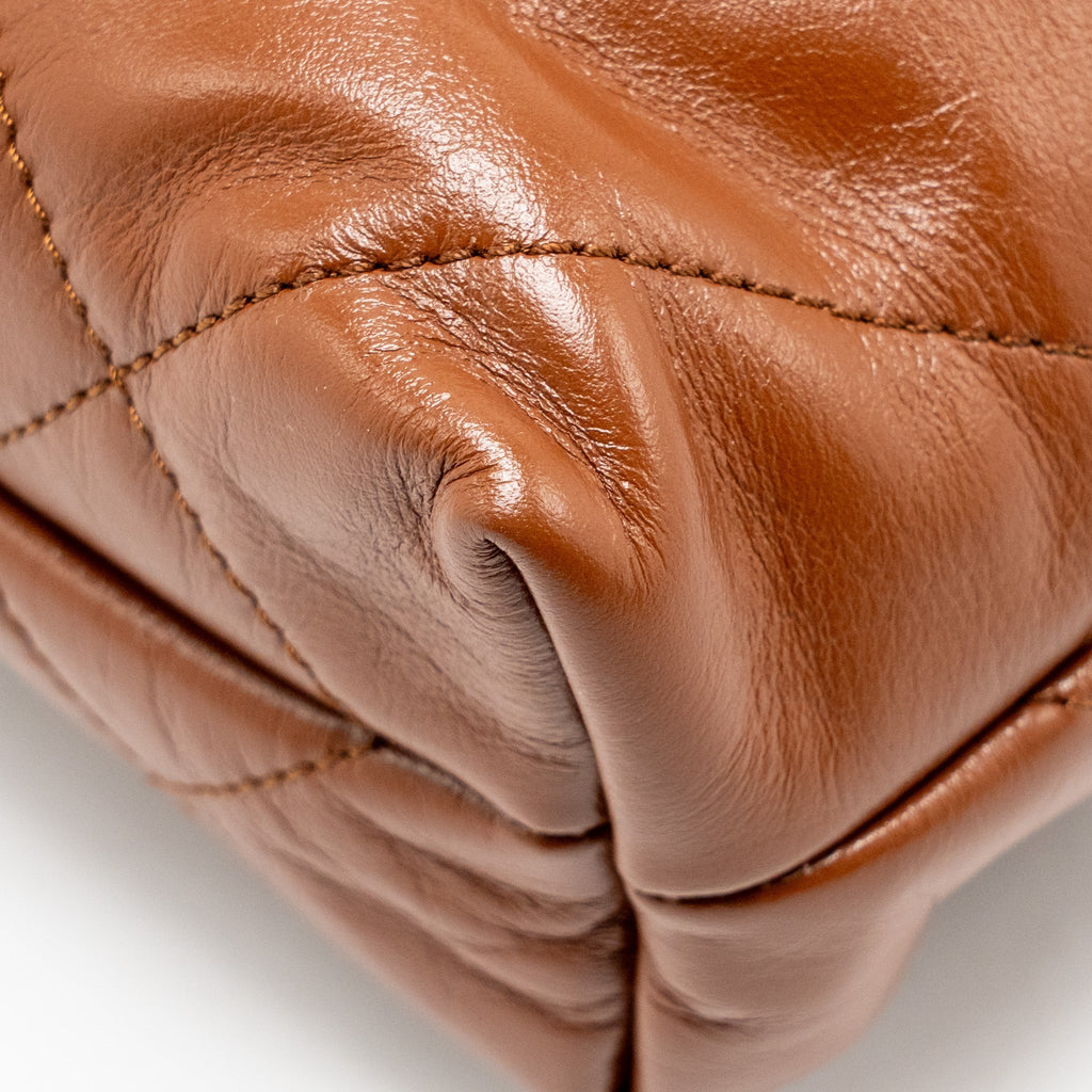 CHANEL MINI 22 BAG SHINY CALFSKIN CARAMEL GHW (MICROCHIP)