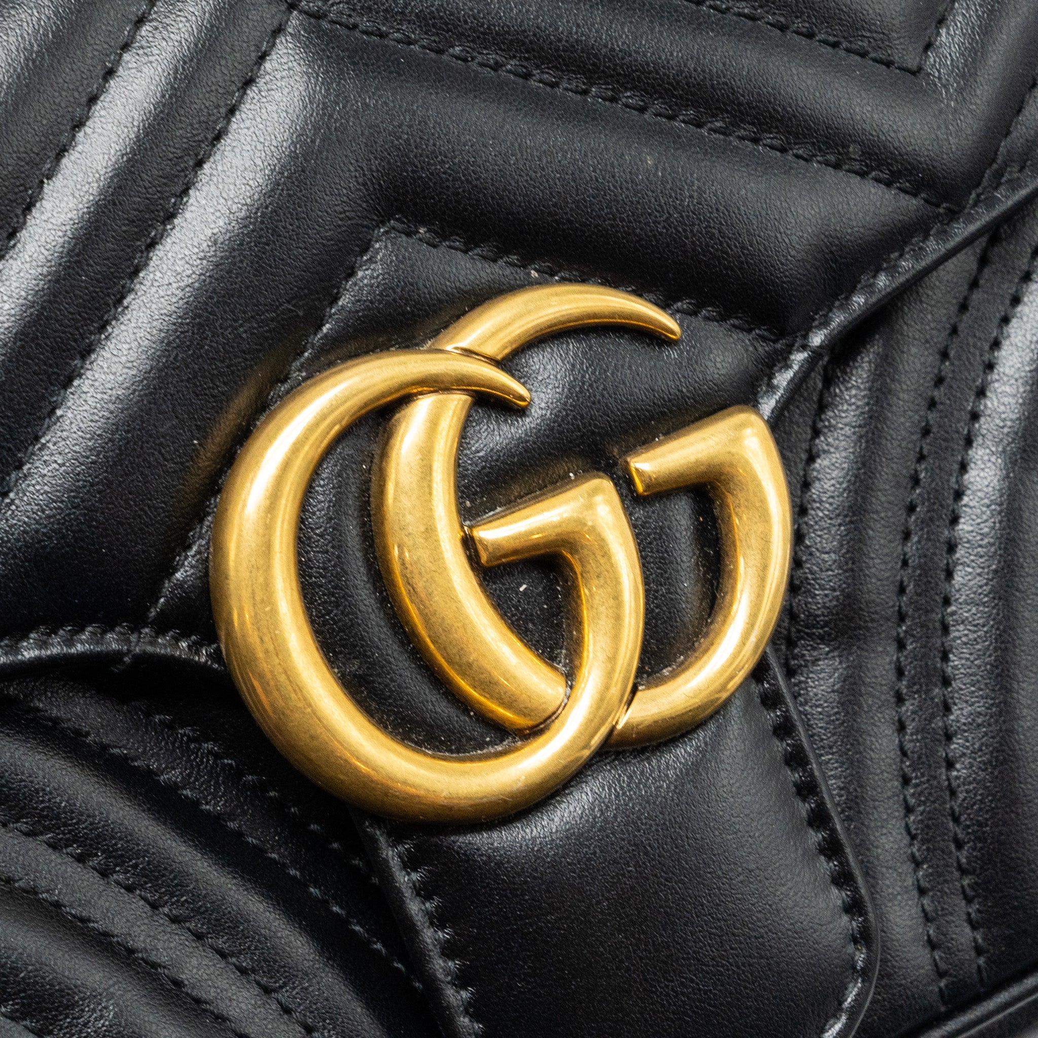 GUCCI SMALL GG MARMONT SHOULDER BAG CALFSKIN BLACK GHW