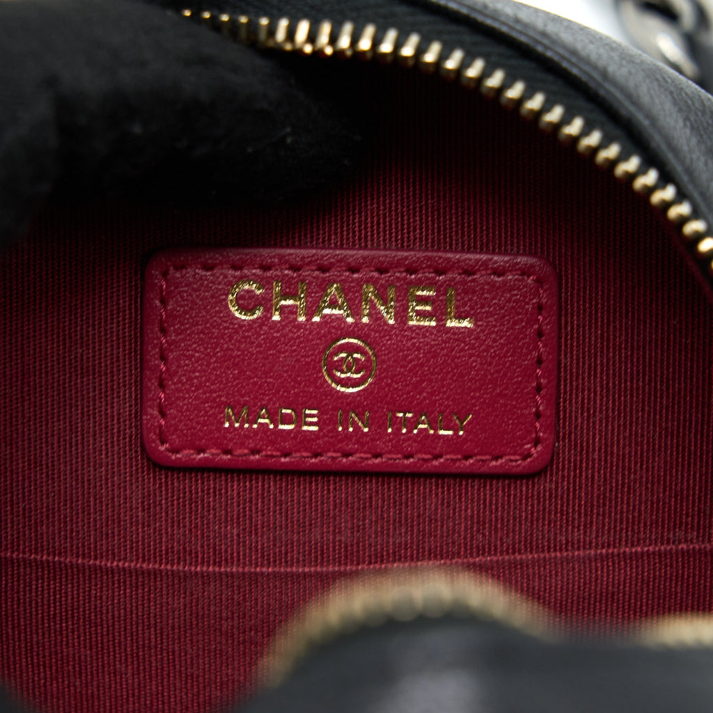 CHANEL 19 ROUND CLUTCH WITH CHAIN GOATSKIN BLACK MULTICOLOUR HARDWARE