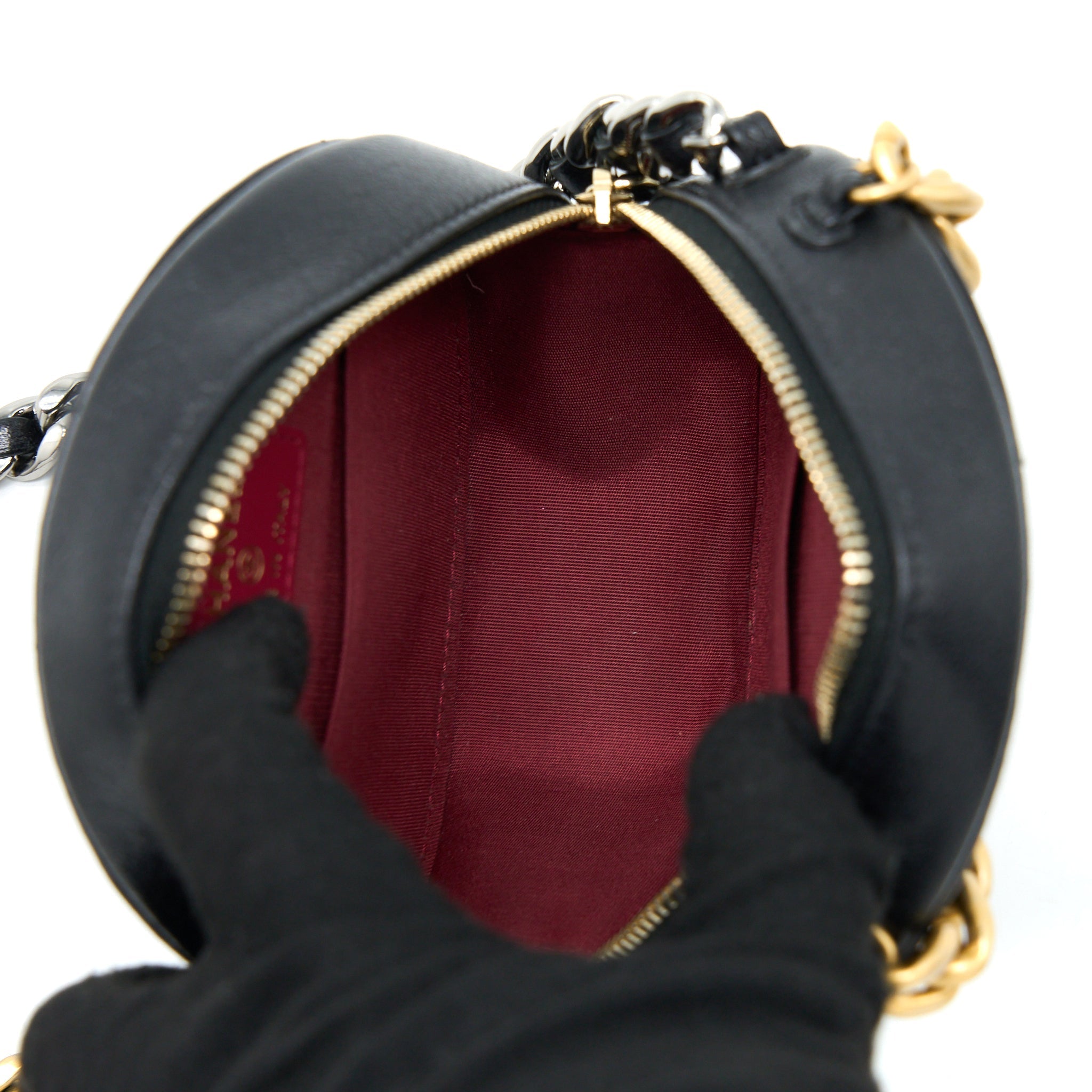 CHANEL 19 ROUND CLUTCH WITH CHAIN GOATSKIN BLACK MULTICOLOUR HARDWARE