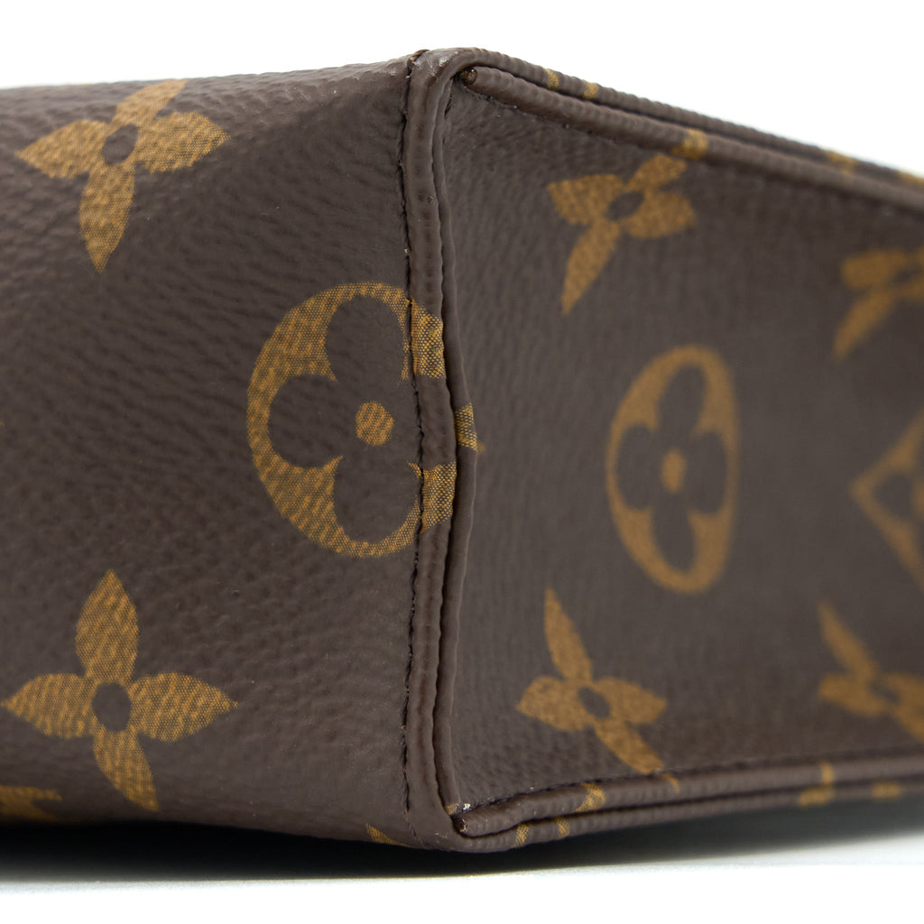 LOUIS VUITTON TOILETRY POCHETTE 26 MONOGRAM CANVAS GHW
