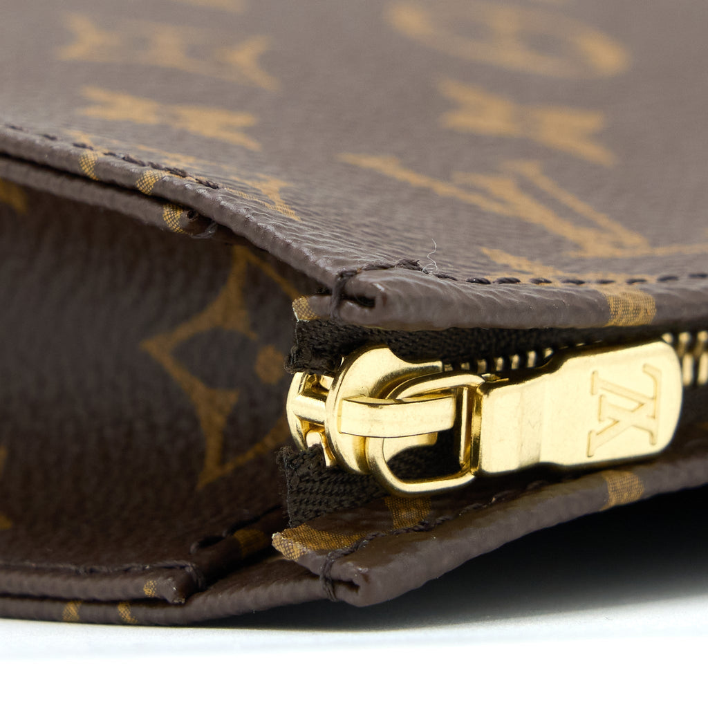 LOUIS VUITTON TOILETRY POCHETTE 26 MONOGRAM CANVAS GHW