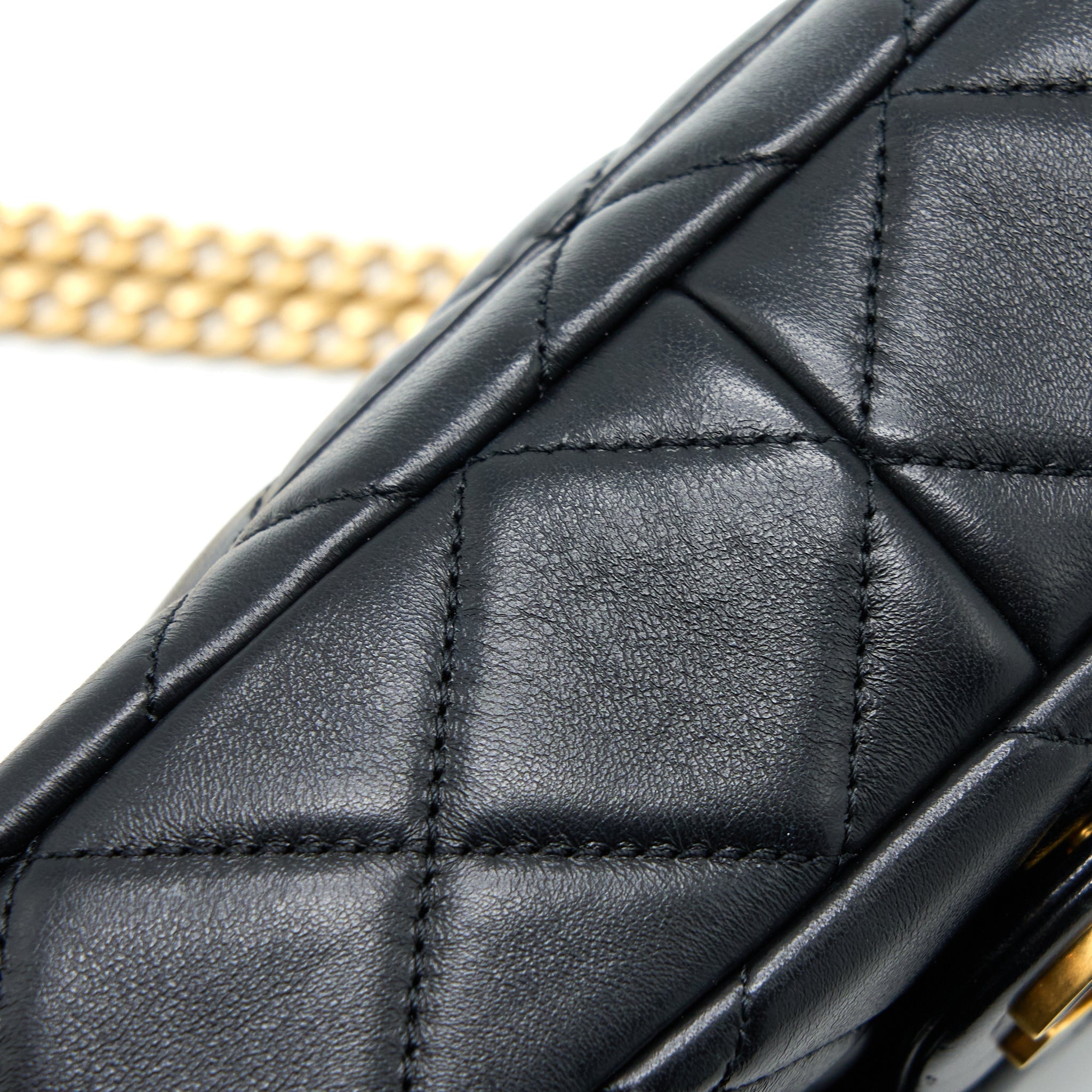 CHANEL 22P ENEMAL FLAP BAG LAMBSKIN BLACK GHW (MICROCHIP)