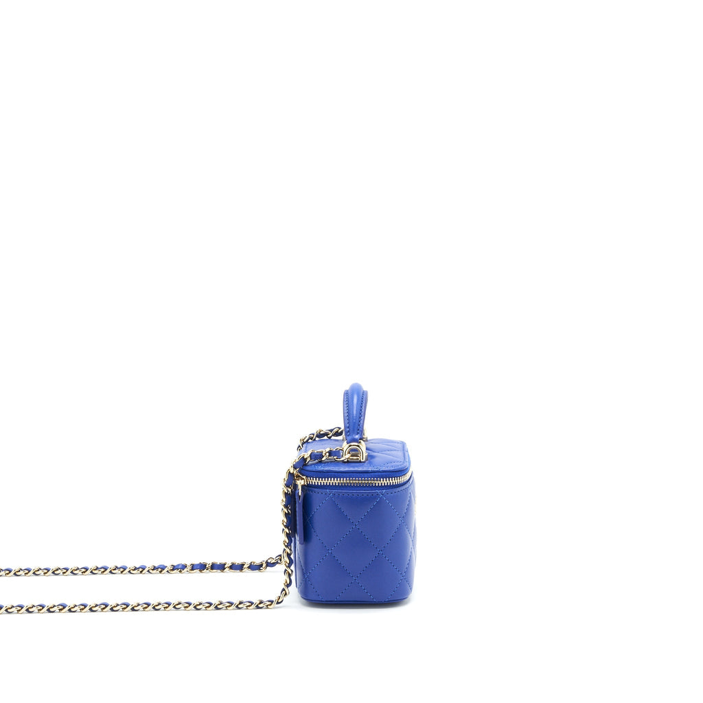 CHANEL 21K MINI TOP HANDLE VANITY WITH CHAIN BLUE LGHW