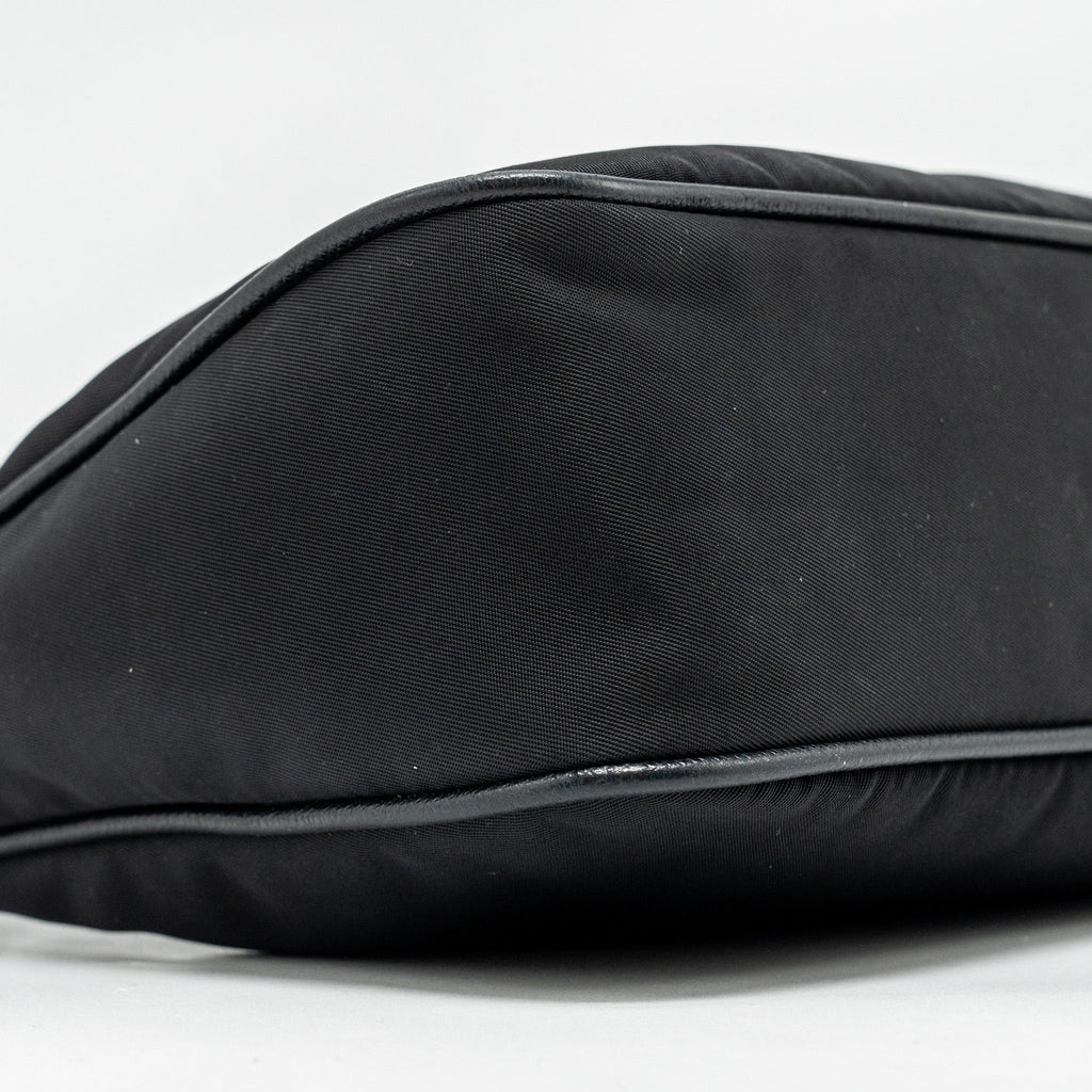 PRADA RE-EDTION 2005 BAG NYLON BLACK SHW