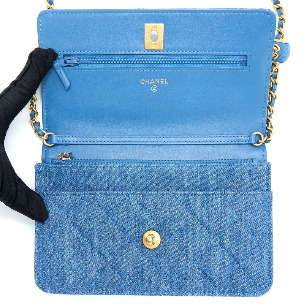 CHANEL PEARL CRUSH WALLET ON CHAIN DENIM LIGHT BLUE GHW (MICROCHIP)