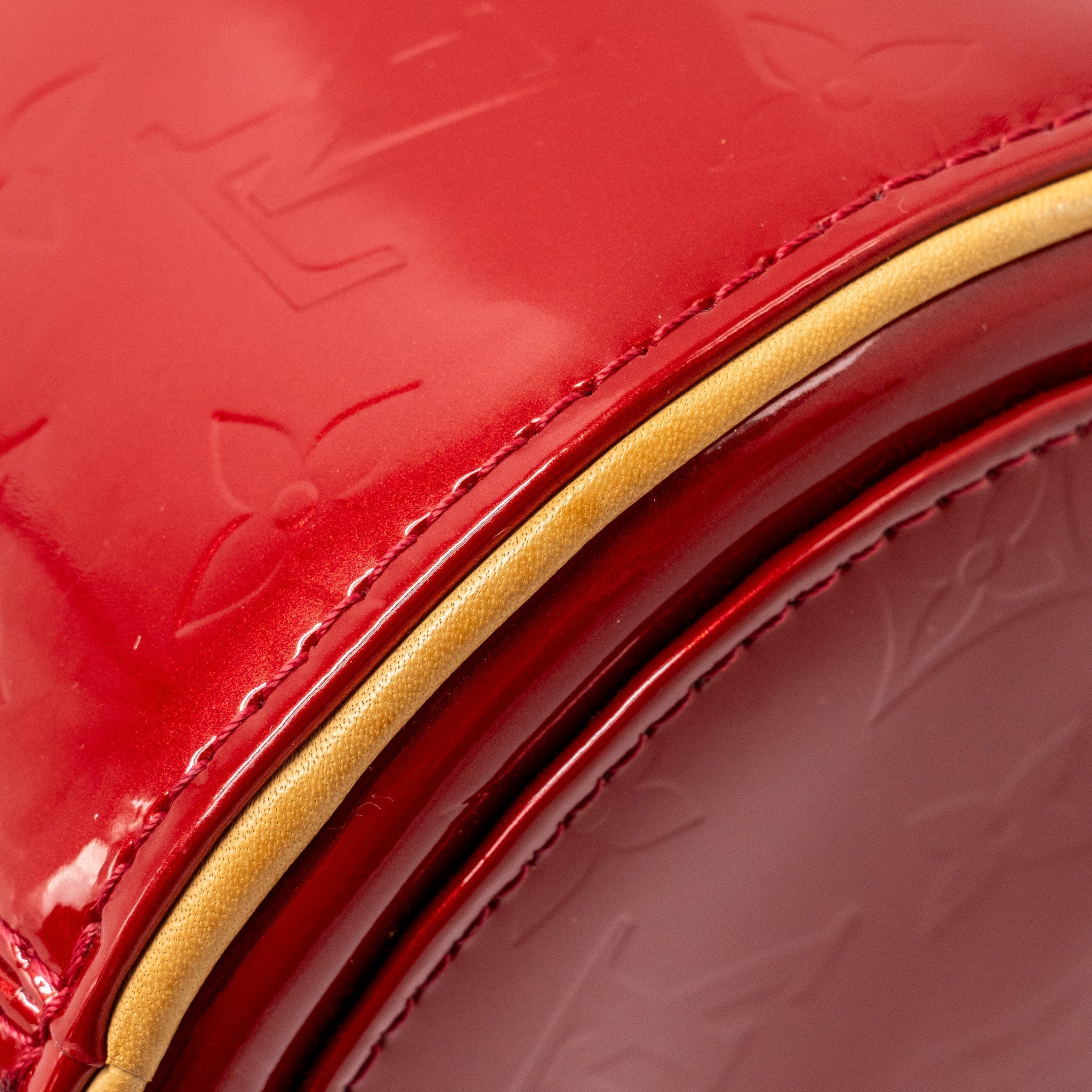 LOUIS VUITTON VINTAGE VERNIS PAPILLON BAG PATENT LEATHER RED GHW