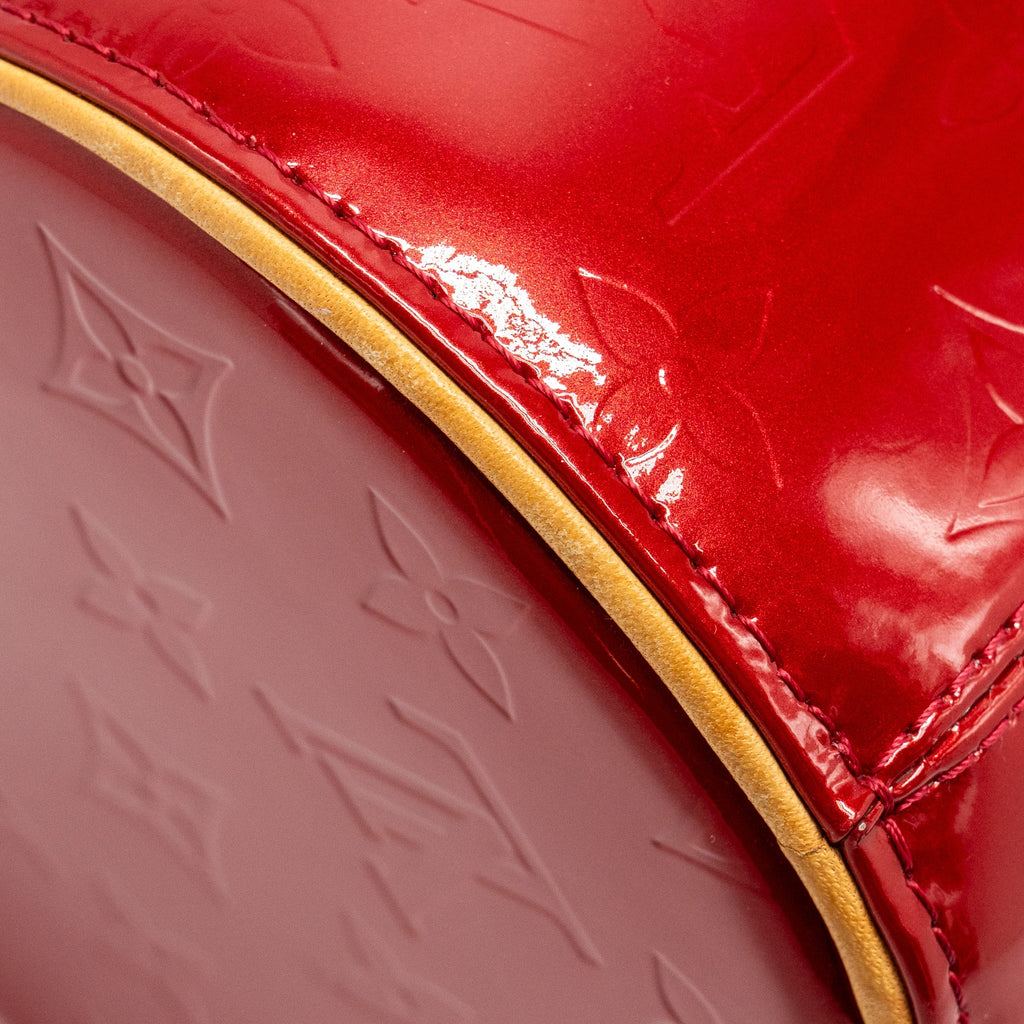 LOUIS VUITTON VINTAGE VERNIS PAPILLON BAG PATENT LEATHER RED GHW