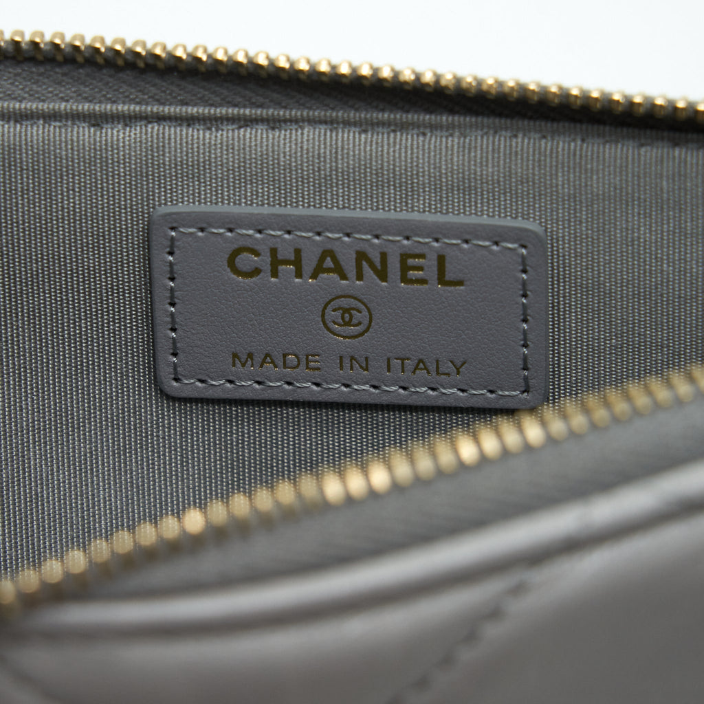 CHANEL 19 PHONE AND CARD HOLDER SMALL POUCH LAMBSKIN GREY GHW