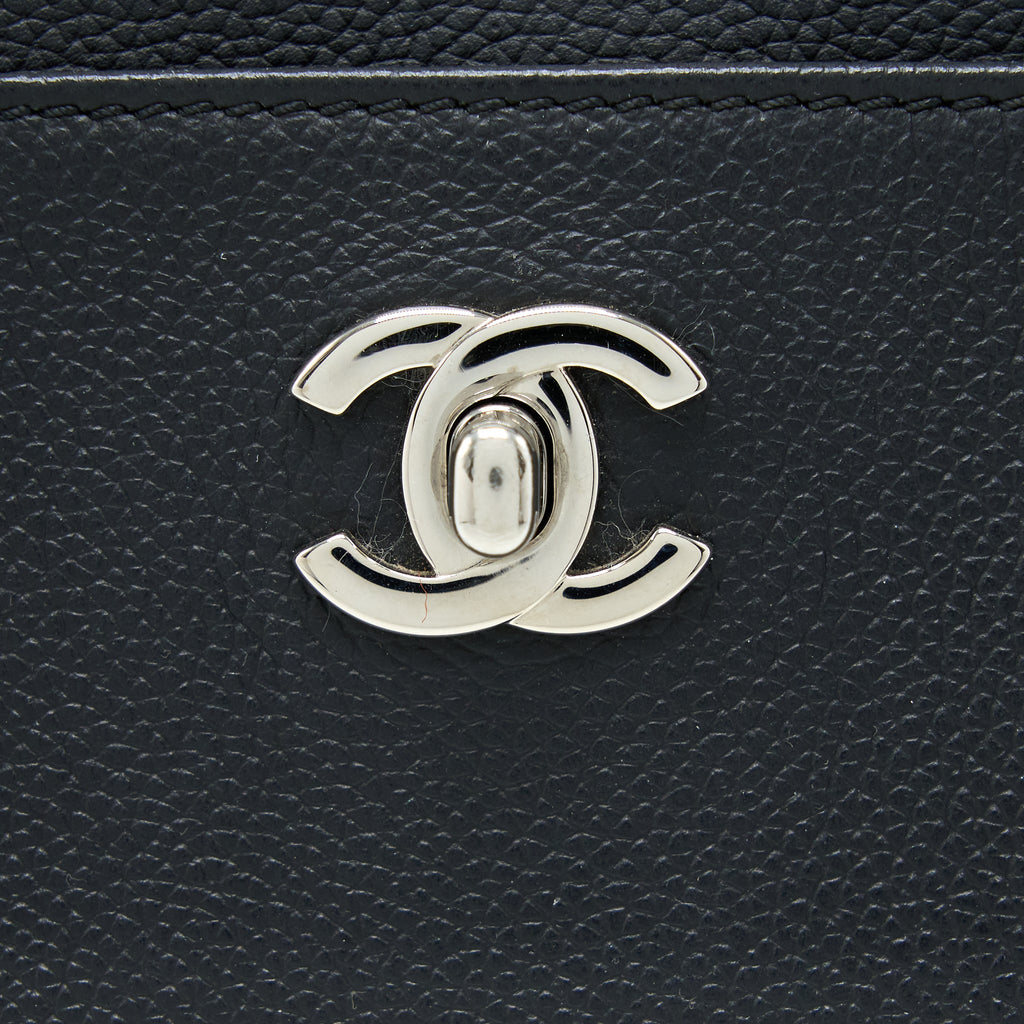 CHANEL CERF TOTE BAG GRAINED CALFSKIN BLACK SHW