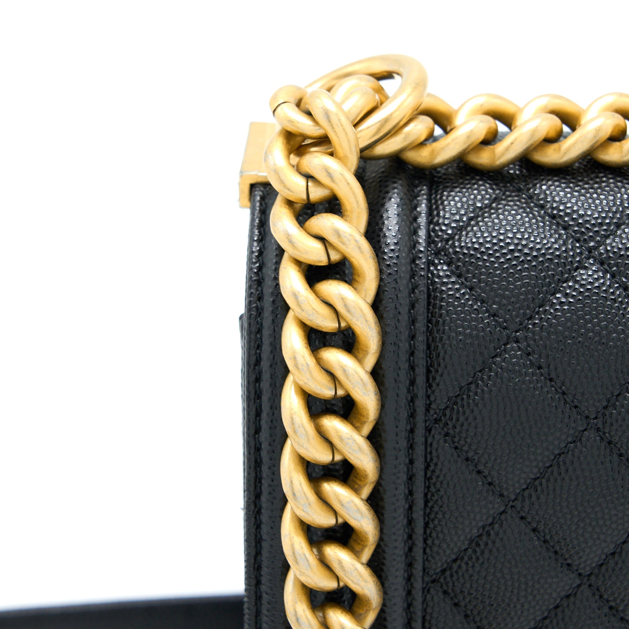 CHANEL MEDIUM BOY BAG CAVIAR BLACK GHW