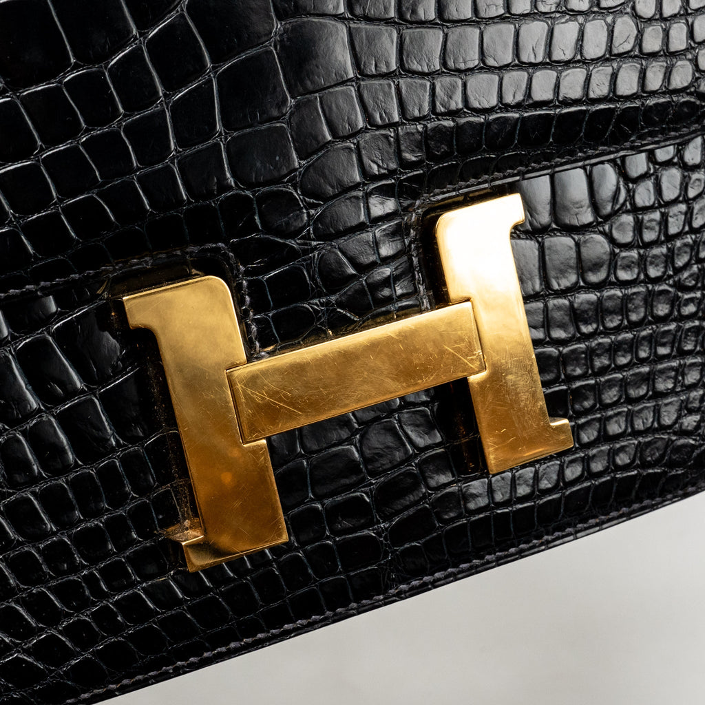 HERMES VINTAGE CONSTANCE 24 SHINY ALLIGATOR DARK BLUE GHW