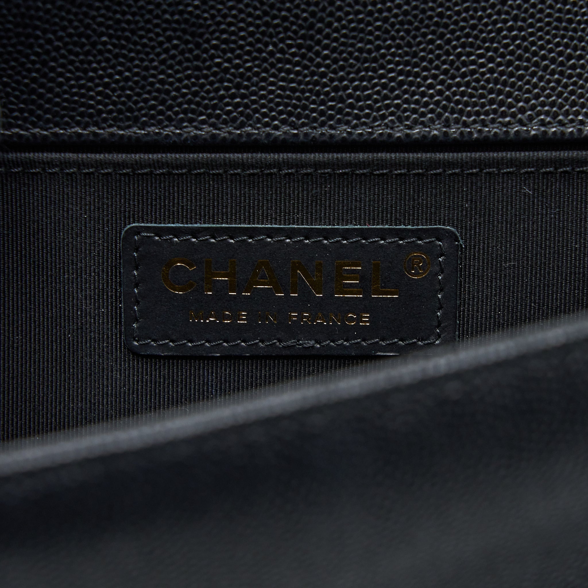 CHANEL MEDIUM BOY BAG CAVIAR BLACK GHW