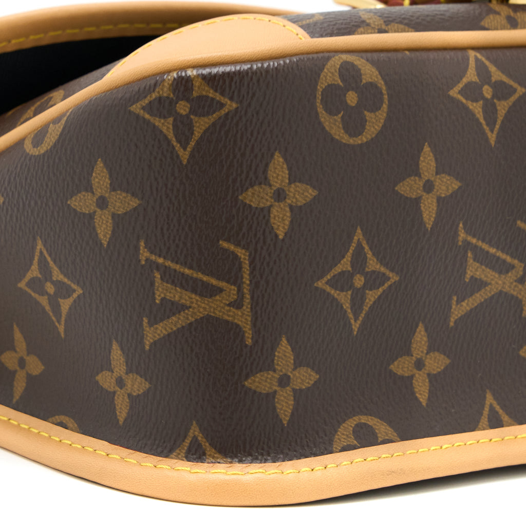 LOUIS VUITTON DIANE BAG MONOGRAM CANVAS GHW