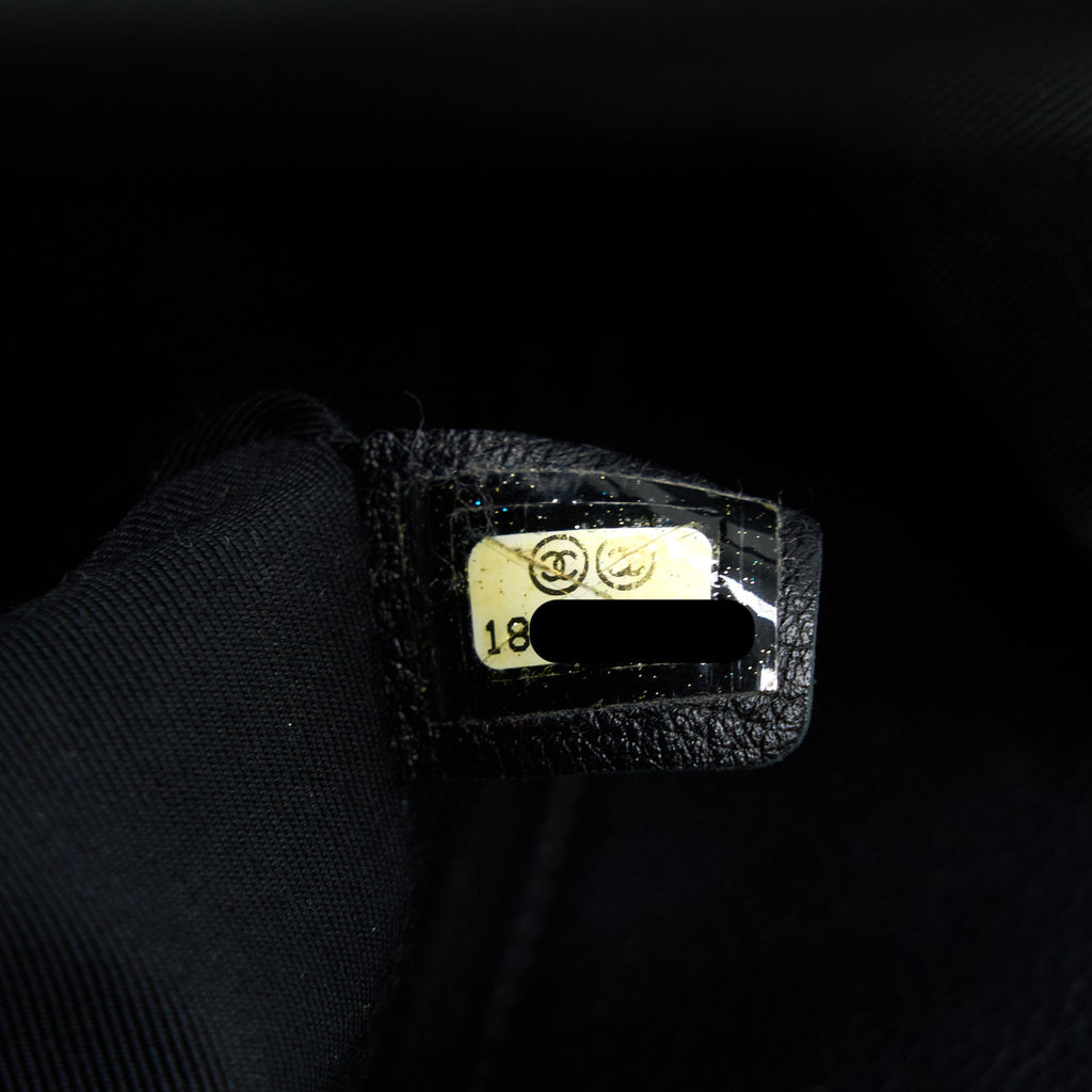 CHANEL CERF TOTE BAG GRAINED CALFSKIN BLACK SHW