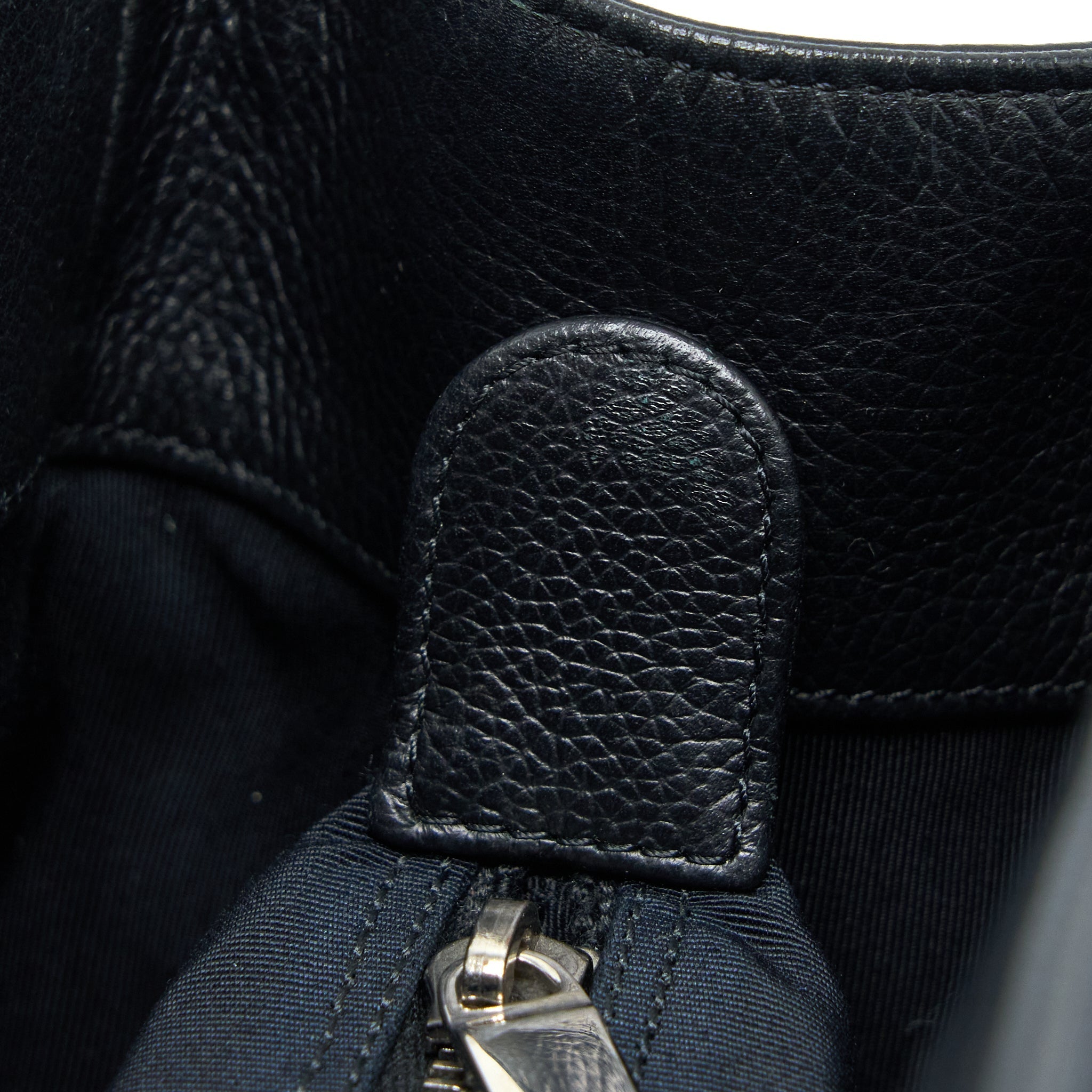 CHANEL CERF TOTE BAG GRAINED CALFSKIN BLACK SHW