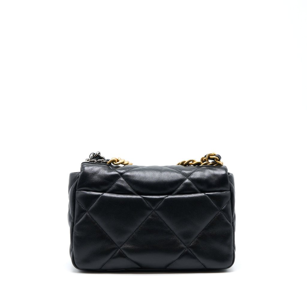 CHANEL SMALL 19 BAG LAMBSKIN BLACK MULTICOLOUR HARDWARE (MICROCHIP)
