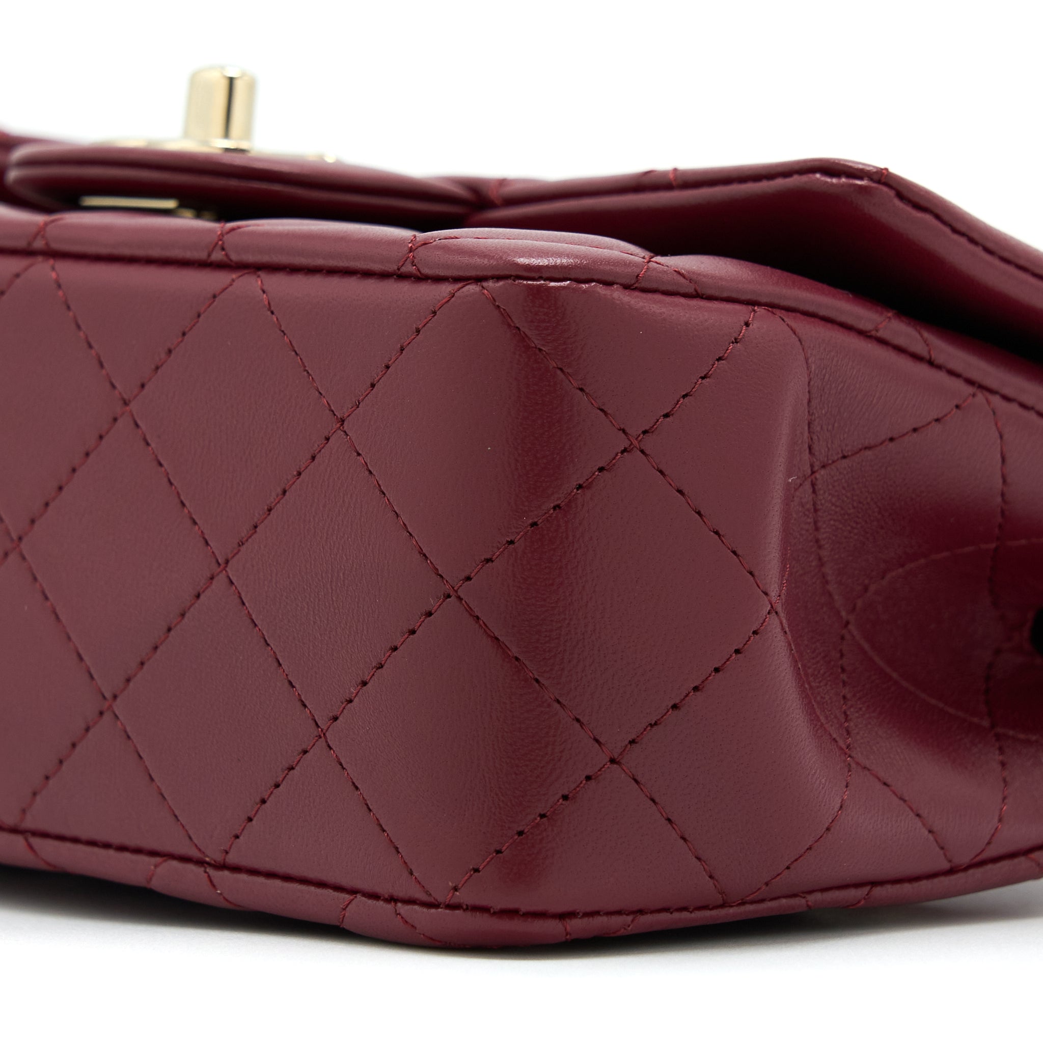 CHANEL 22A TOP HANDLE MINI RECTANGULAR FLAP BAG LAMBSKIN BURGUNDY LGHW