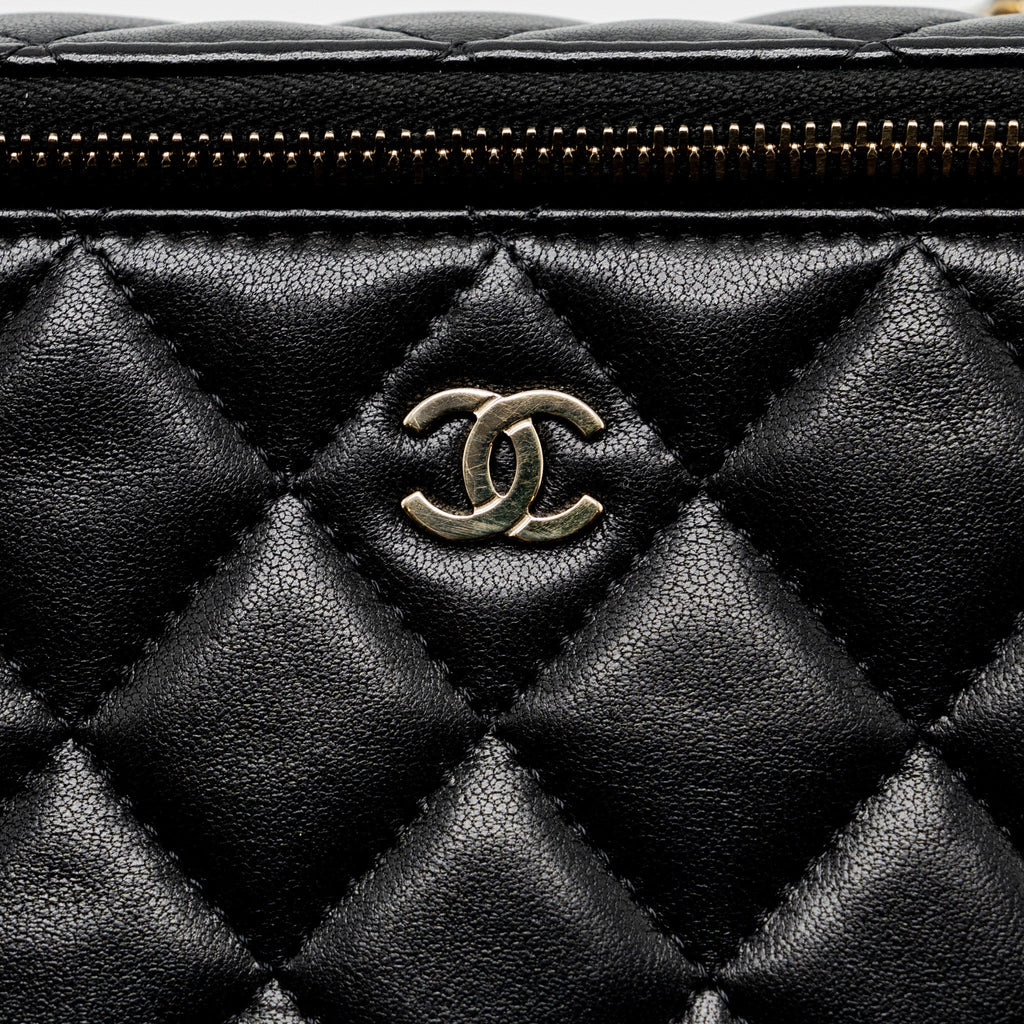 CHANEL LONG VANITY WITH CHAIN LAMBSKIN BLACK LGHW (MICROCHIP)