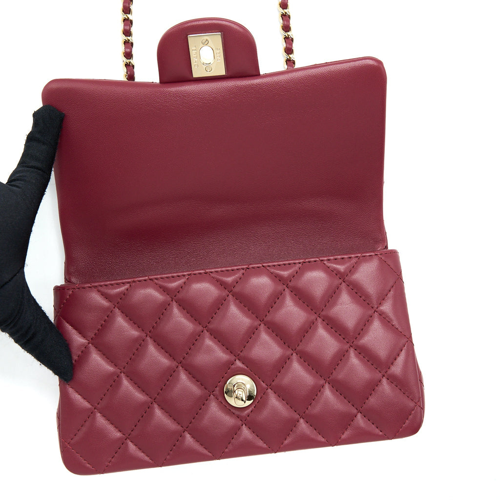 CHANEL 22A TOP HANDLE MINI RECTANGULAR FLAP BAG LAMBSKIN BURGUNDY LGHW
