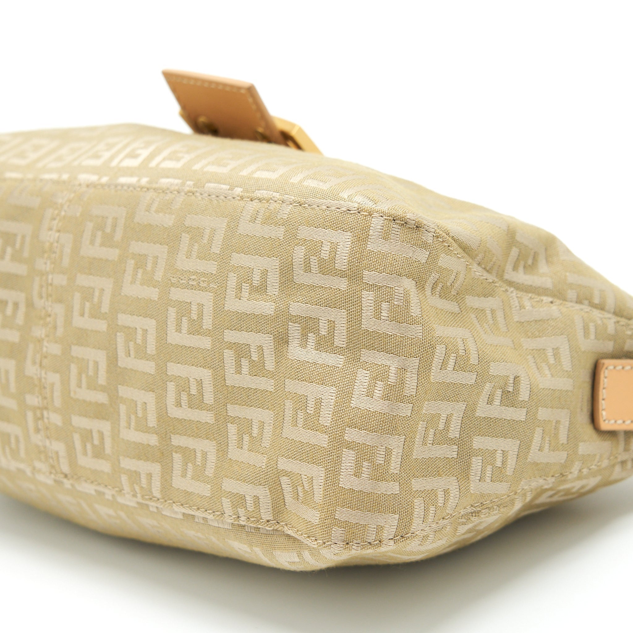 FENDI VINTAGE BAGUETTE FABRIC BEIGE GHW