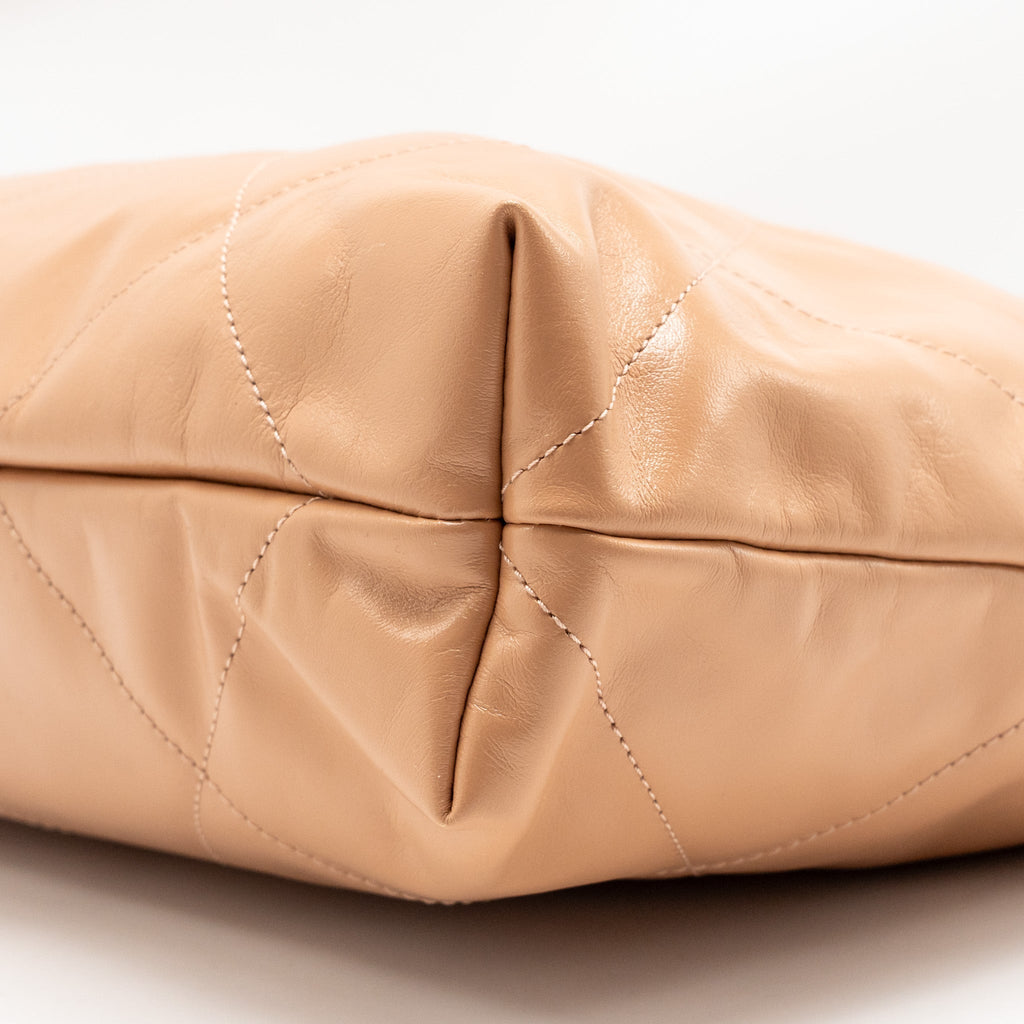 CHANEL MEDIUM 22 BAG SHINY CALFSKIN LIGHT BEIGE GHW (MICROCHIP)