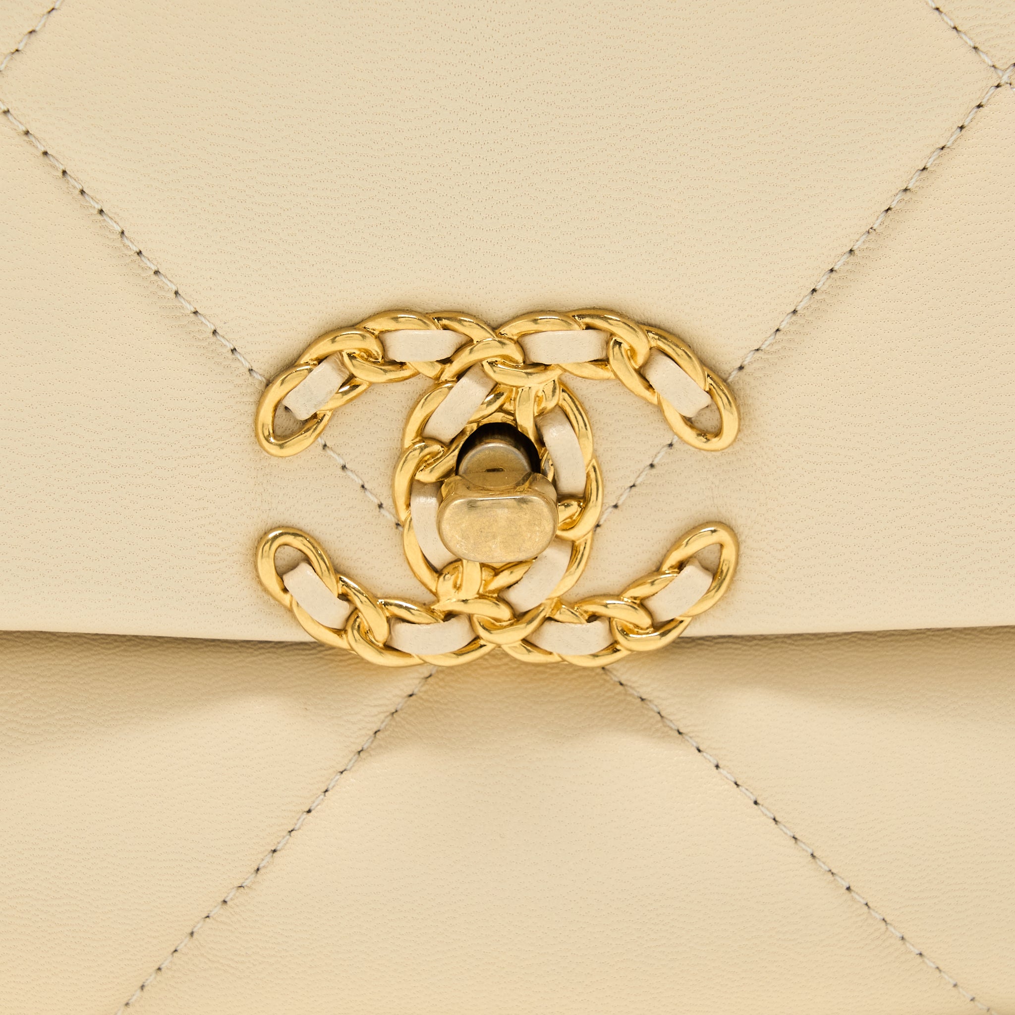 CHANEL SMALL 19 BAG GOATSKIN BEIGE WITH MULTICOLOUR HARDWARE