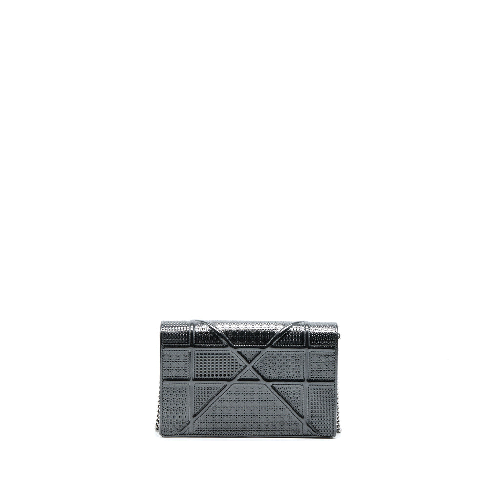 DIOR DIORAMA WALLET ON CHAIN METALLIC GREY GHW