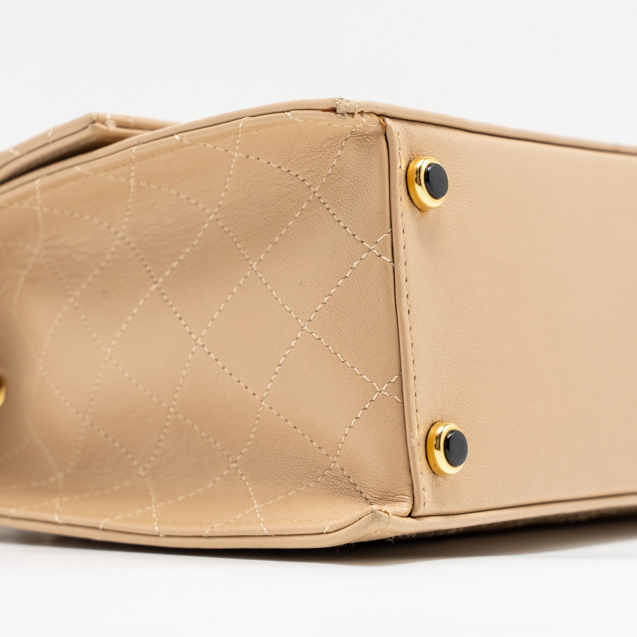 CHANEL VINTAGE TRAPEZOID SHOULDER BAG QUILTED LAMBSKIN BEIGE GHW
