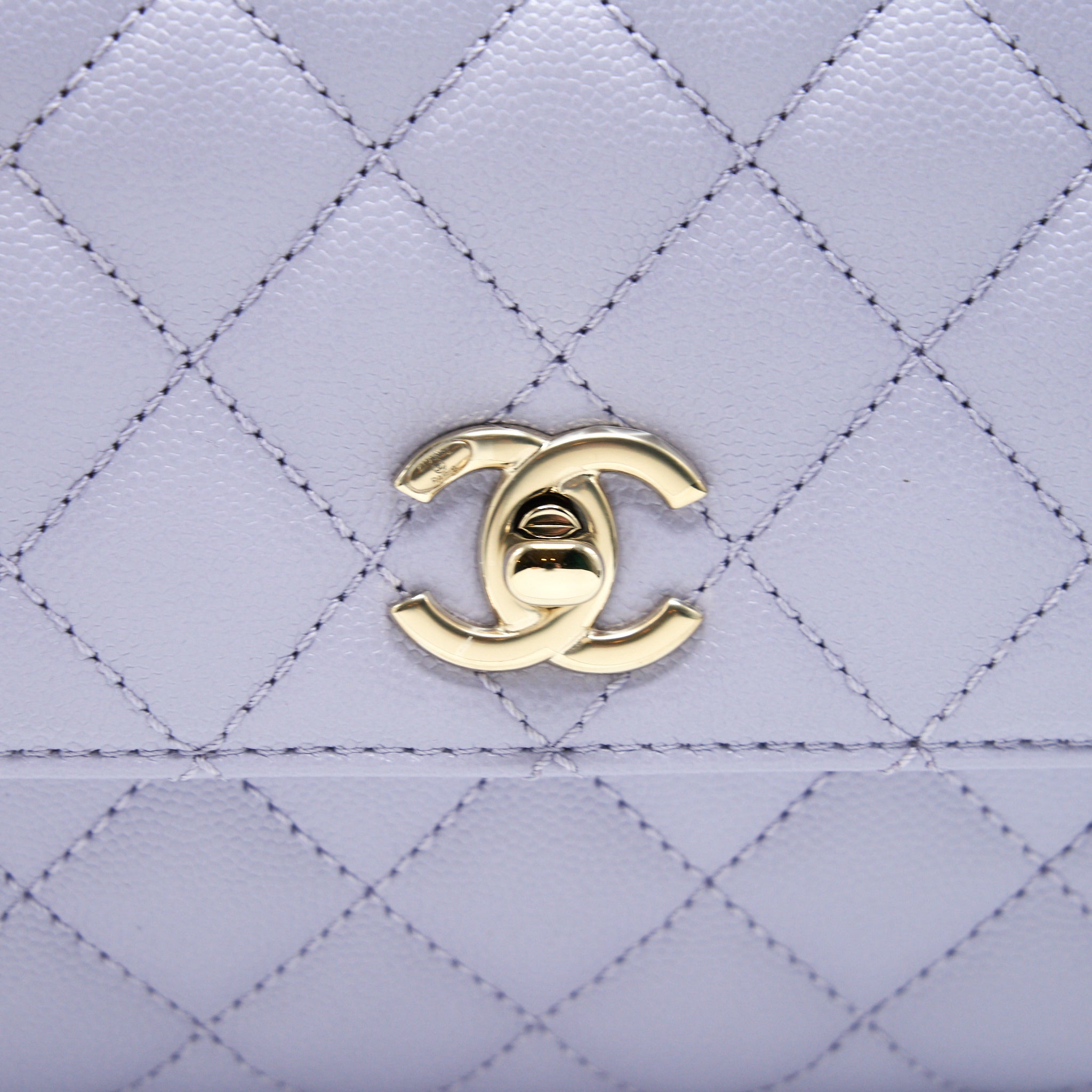 CHANEL 21K COCO HANDLE CAVIAR LILAC/ LIGHT PURPLE LGHW