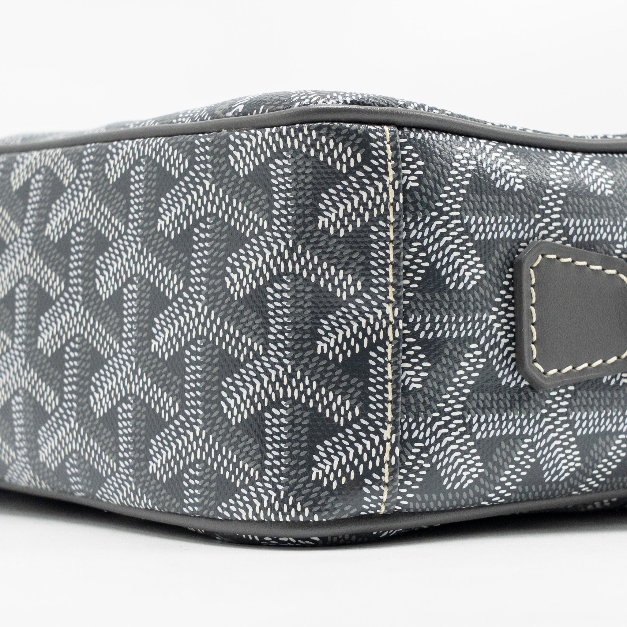 GOYARD CAP VERT PM CROSSBODY BAG GOYARDINE CANVAS/LEATHER GREY SHW
