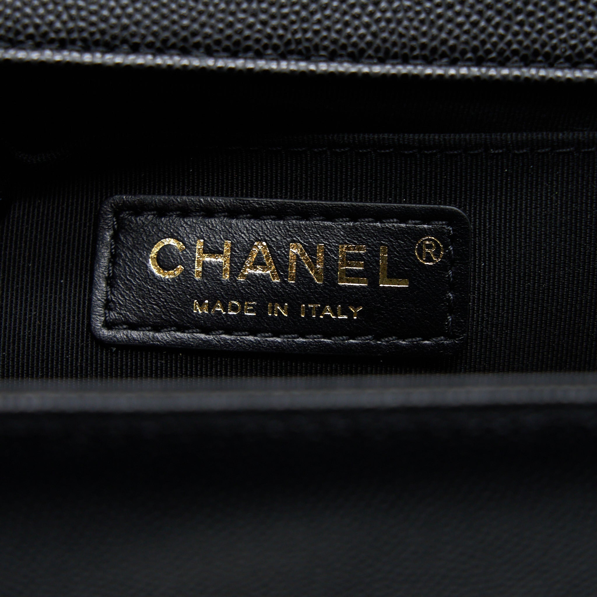 CHANEL MEDIUM BOY BAG CAVIAR BLACK BRUSHED GHW (MICROCHIP)