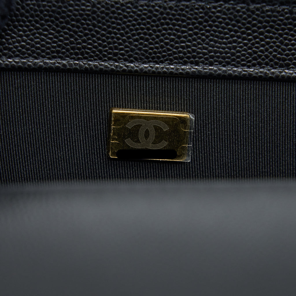 CHANEL MEDIUM BOY BAG CAVIAR BLACK BRUSHED GHW (MICROCHIP)